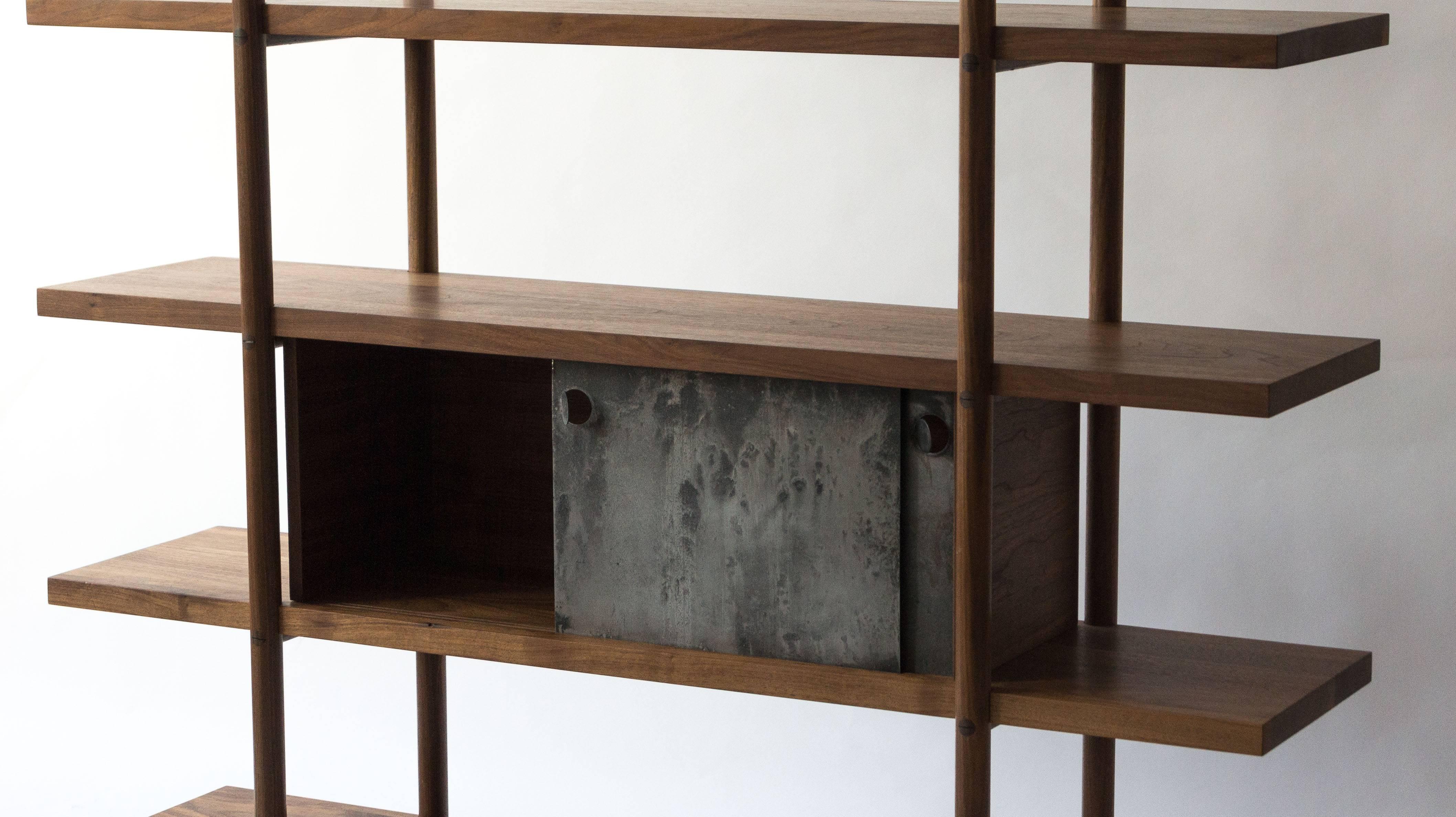 Deepstep Shelving, Bookshelf with Fine Wood Detailing by Birnam Wood Studio im Angebot 11