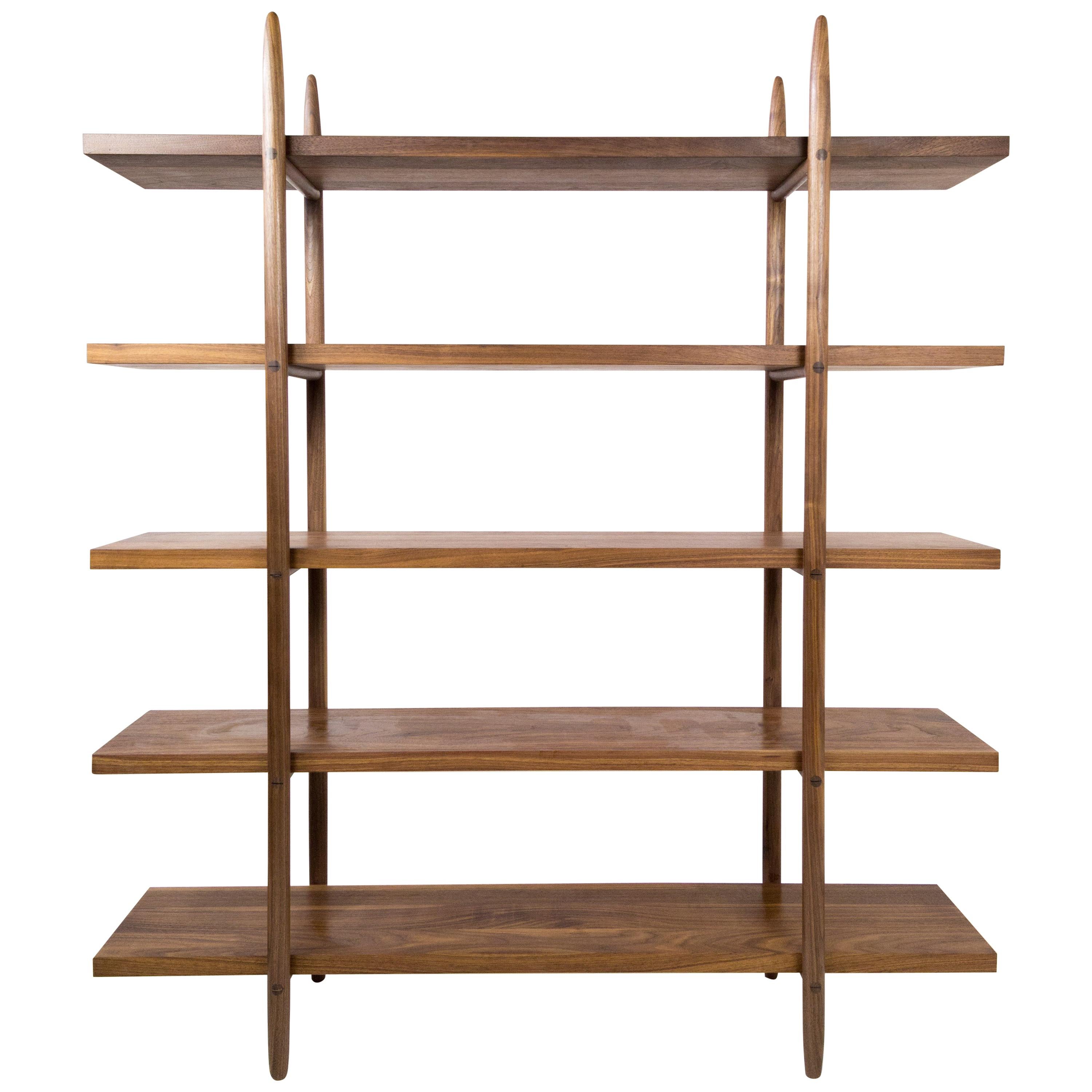 Deepstep Shelving, Bookshelf with Fine Wood Detailing by Birnam Wood Studio im Angebot