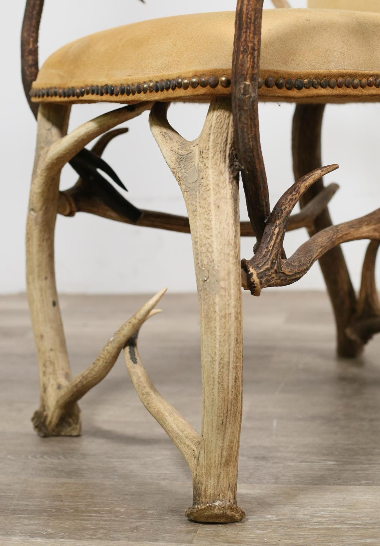 Chaise trône en bois de cerf, d'élan et de mauresque dans le style d'Arthur Court en vente 4
