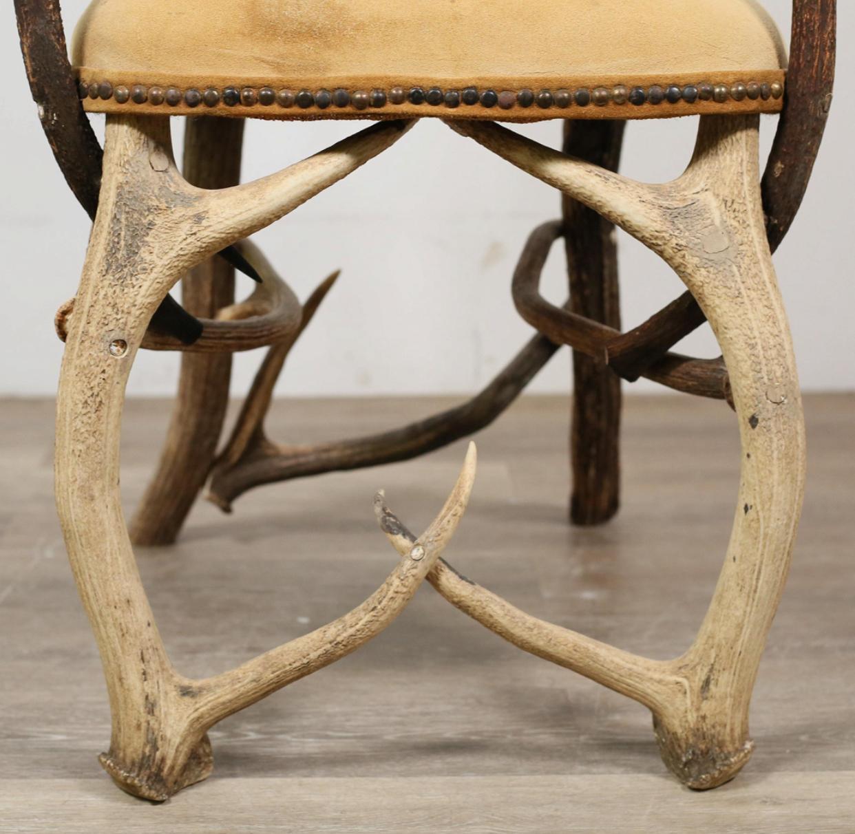 Laiton Chaise trône en bois de cerf, d'élan et de mauresque dans le style d'Arthur Court en vente