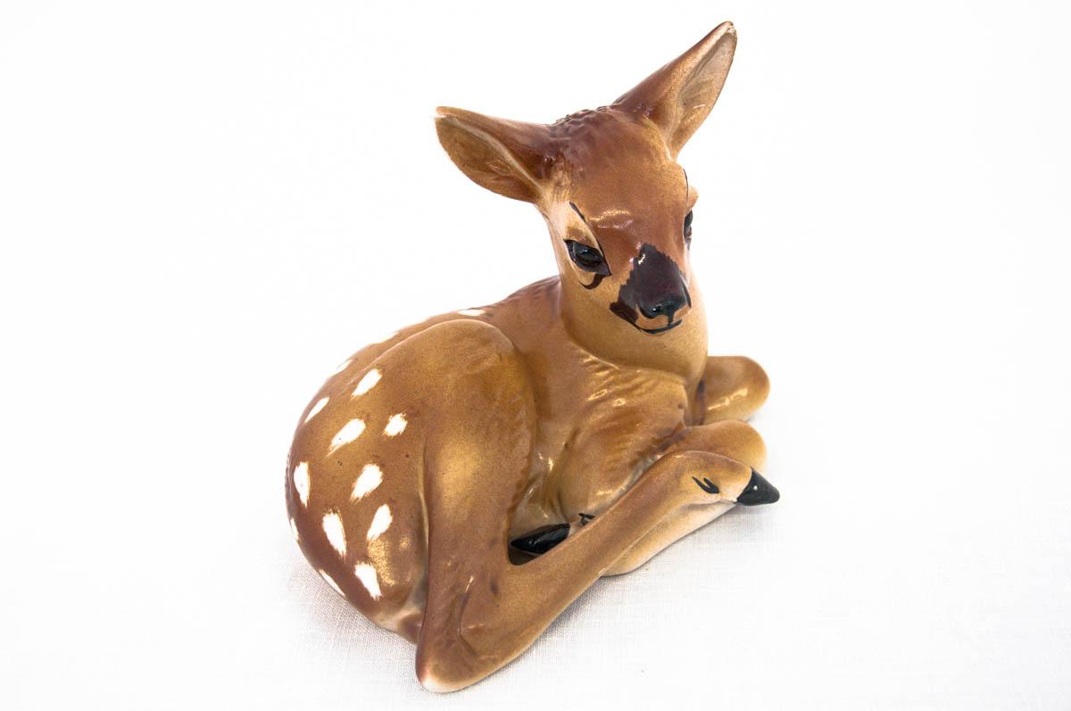 A deer figurine.
Signed Steatyt Katowice
Very good condition, no damage.
Measures: H 15 cm / W 20 cm.