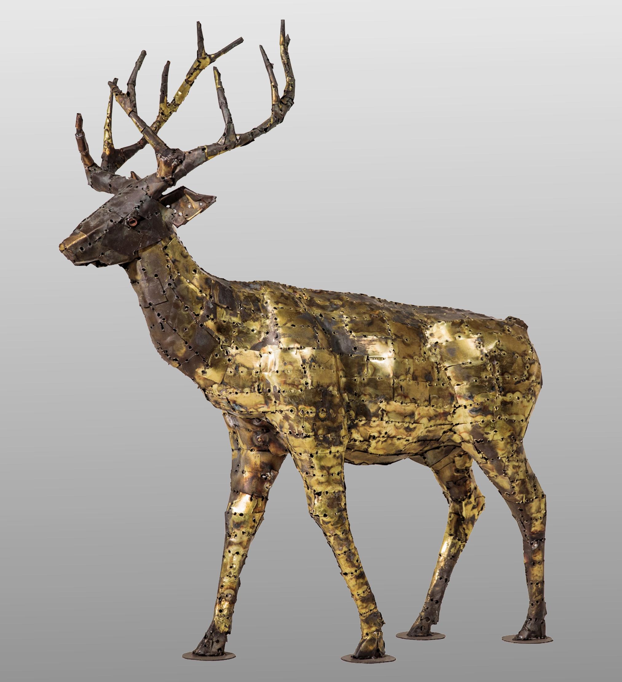 Deer, sculpture by François Melin, circa 1970,
made of small brass plates welded to an iron rod structure.
Can be used outdoors or indoors.
Unique piece.

Measures: Antlers width 19.69 in
Body width 15.75 in.