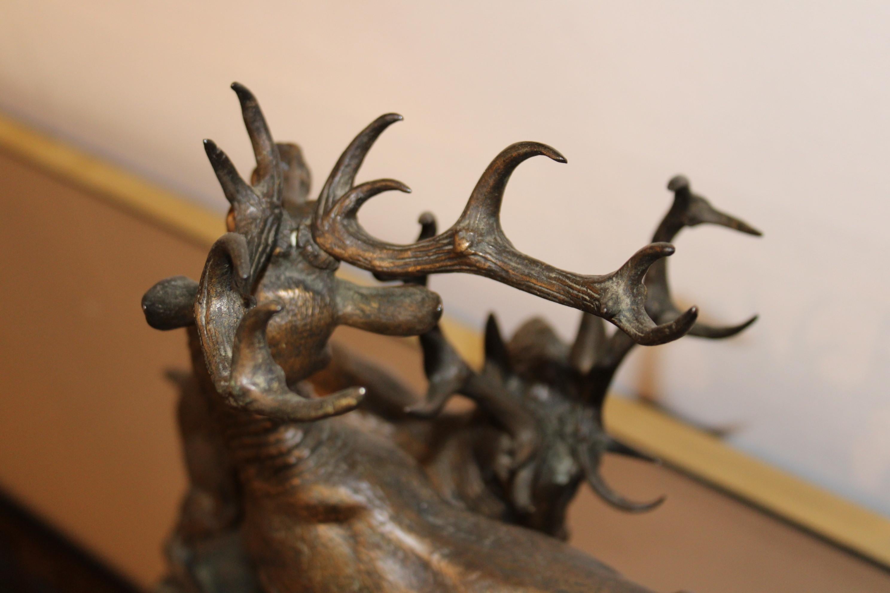 Sculpture en bronze de cerfs par Edouard Delabrièrre, France, 19ème siècle 3