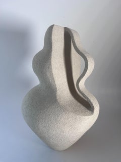 Jarrón Deficiency 6 de Rezzo Ceramics