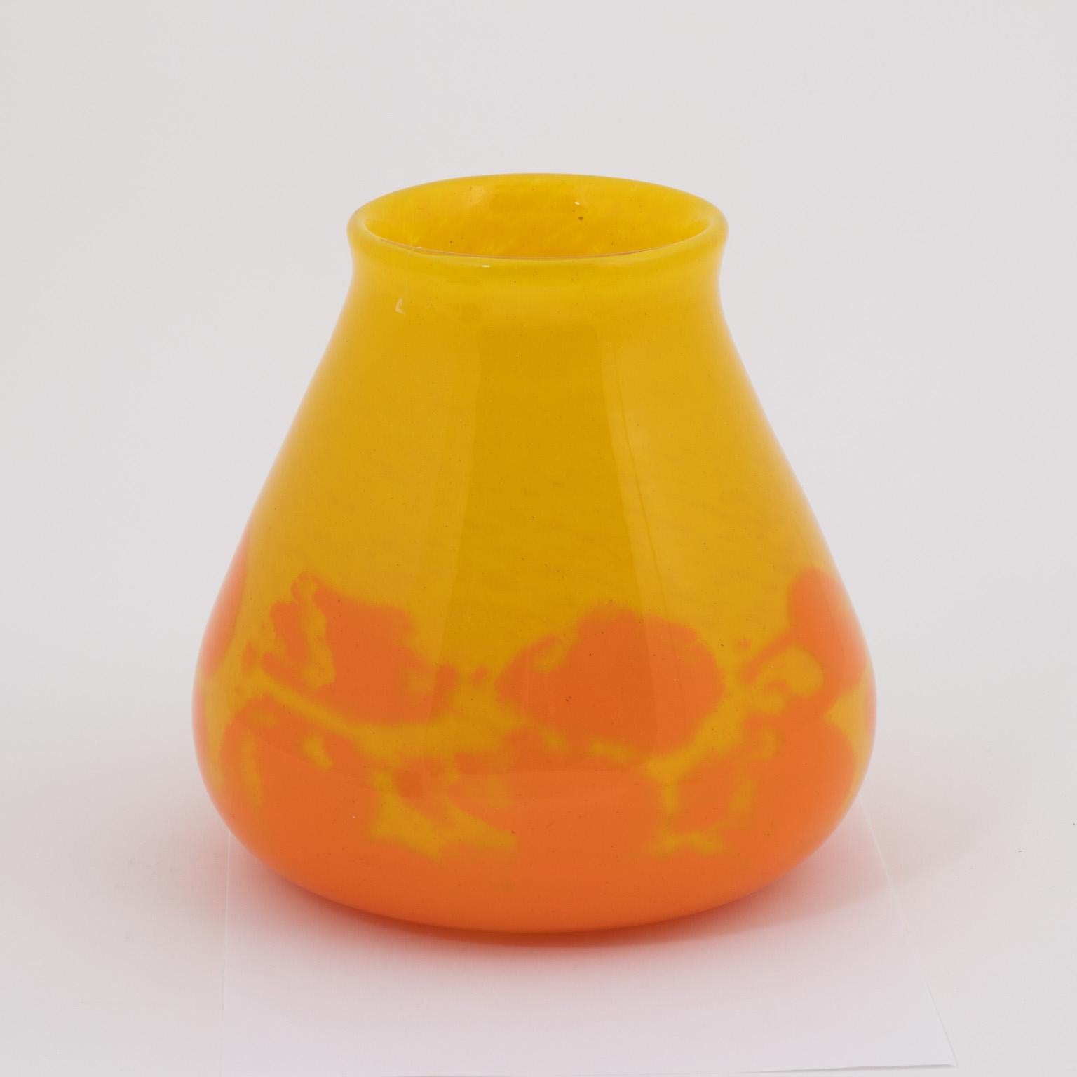 Degue Art Deco French Art Glass Vase 2