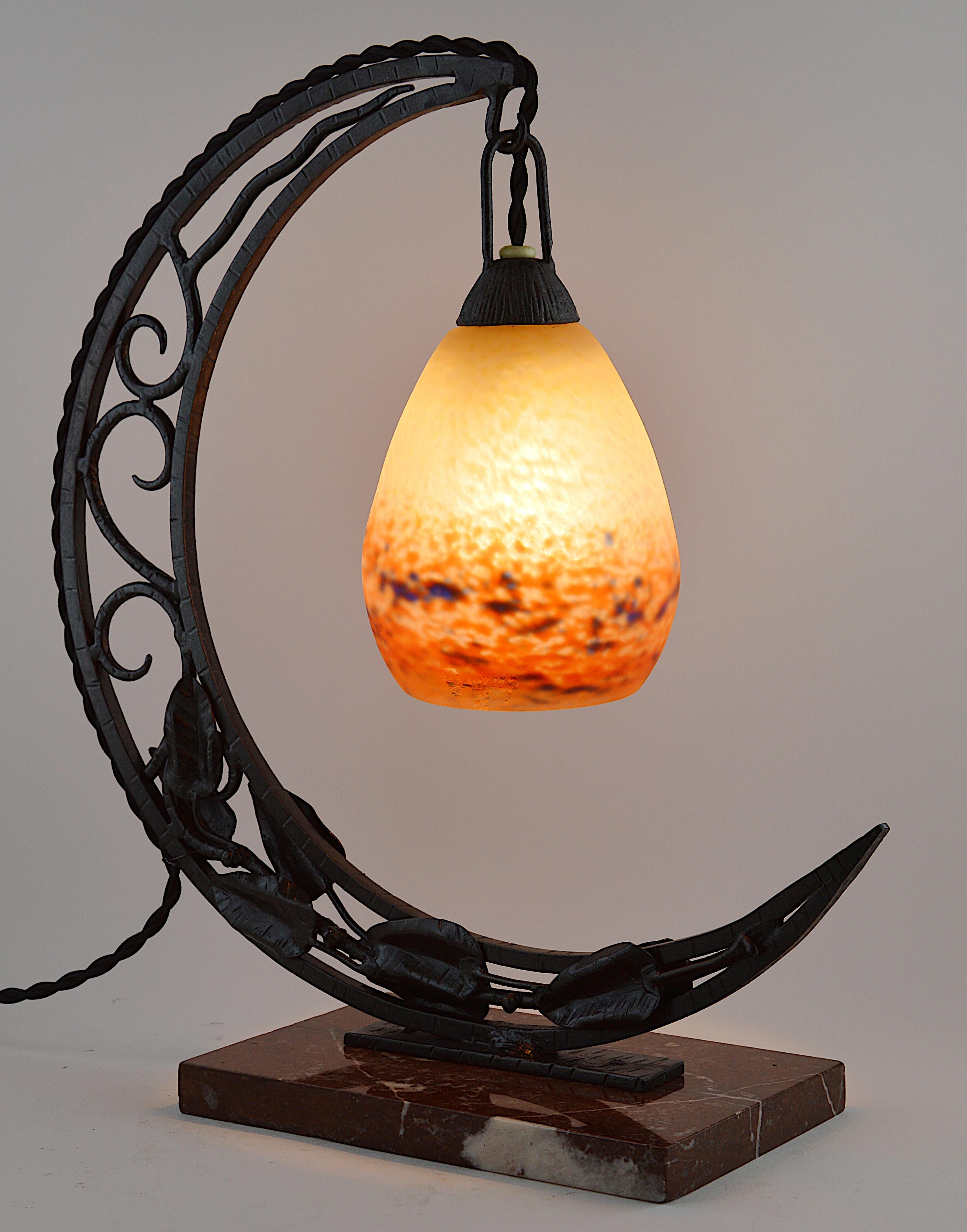 Degue French Art Deco Desk or Table Lamp, 1920 In Excellent Condition For Sale In Saint-Amans-des-Cots, FR