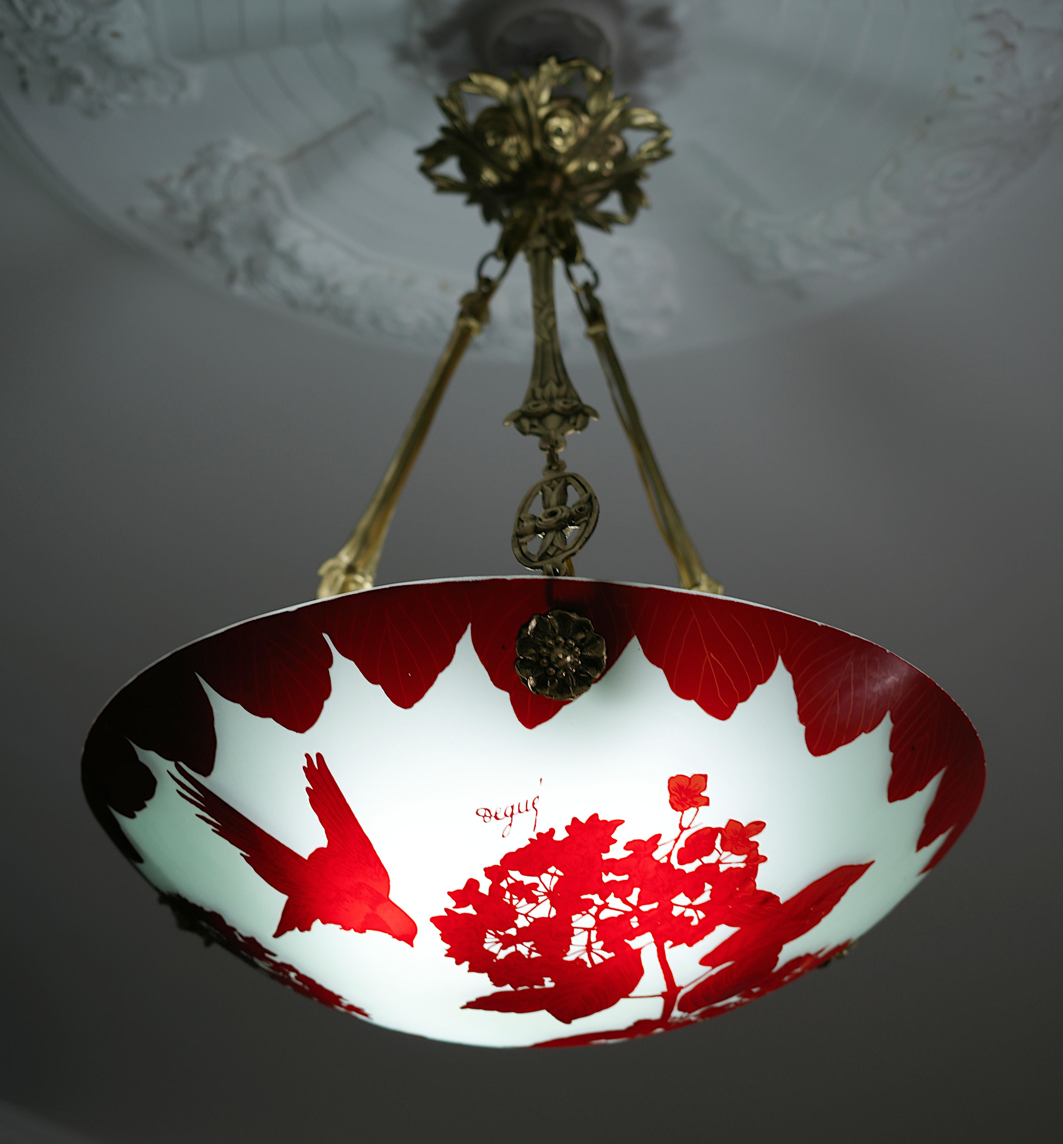 Art déco Lustre suspendu Art Déco français en verre gravé, années 1920