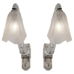 Used Degue French Art Deco Pair of Wall Sconces, circa 1930