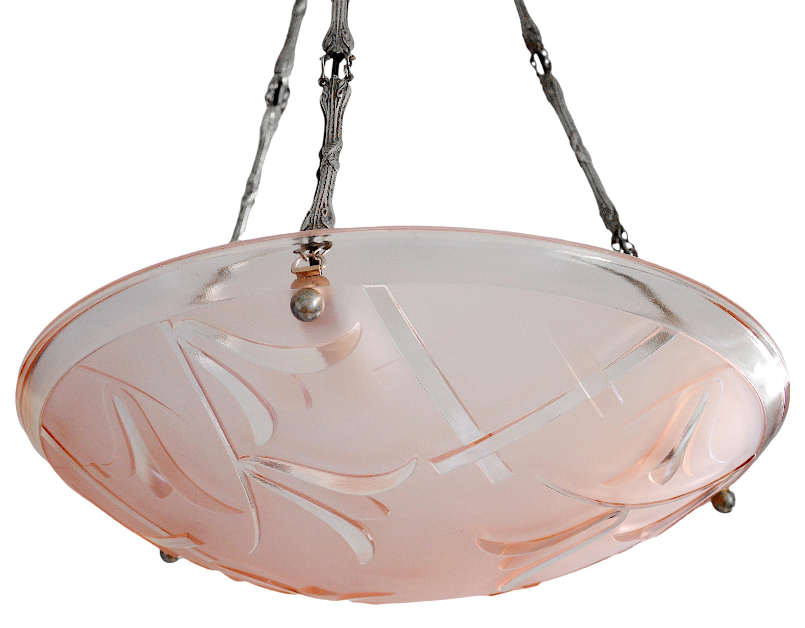 Degue French Art Deco Pink Pendant Chandelier, 1920 For Sale 3