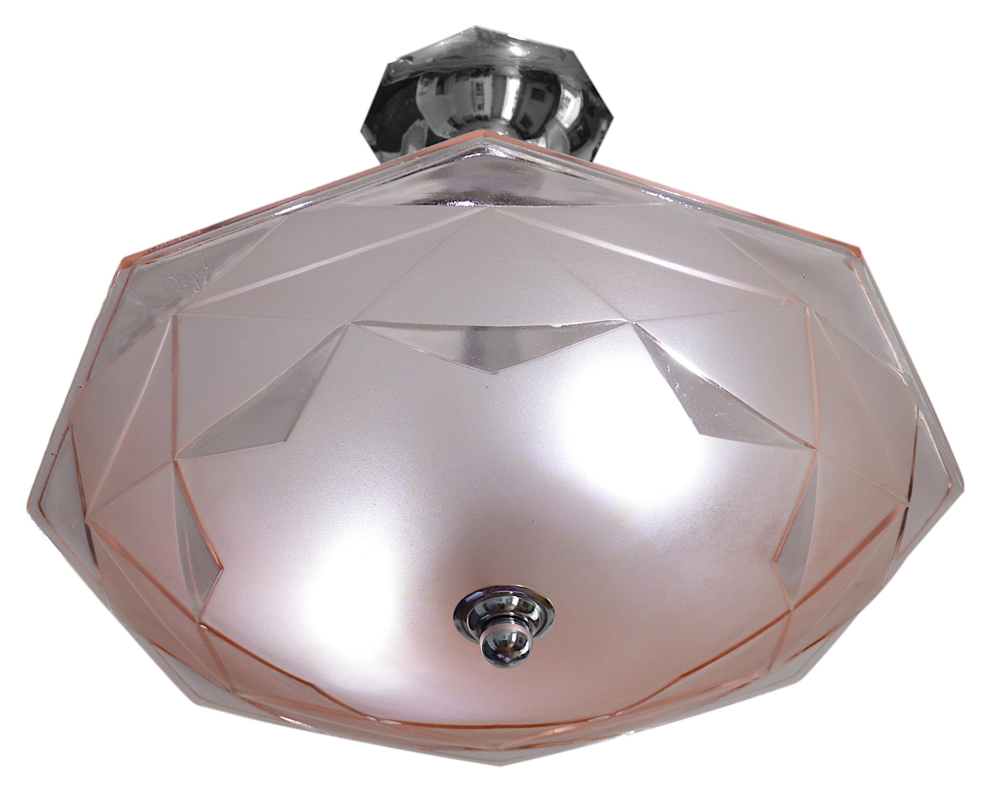 Glass Degue French Art Deco Pink Pendant Chandelier, Early 1930s