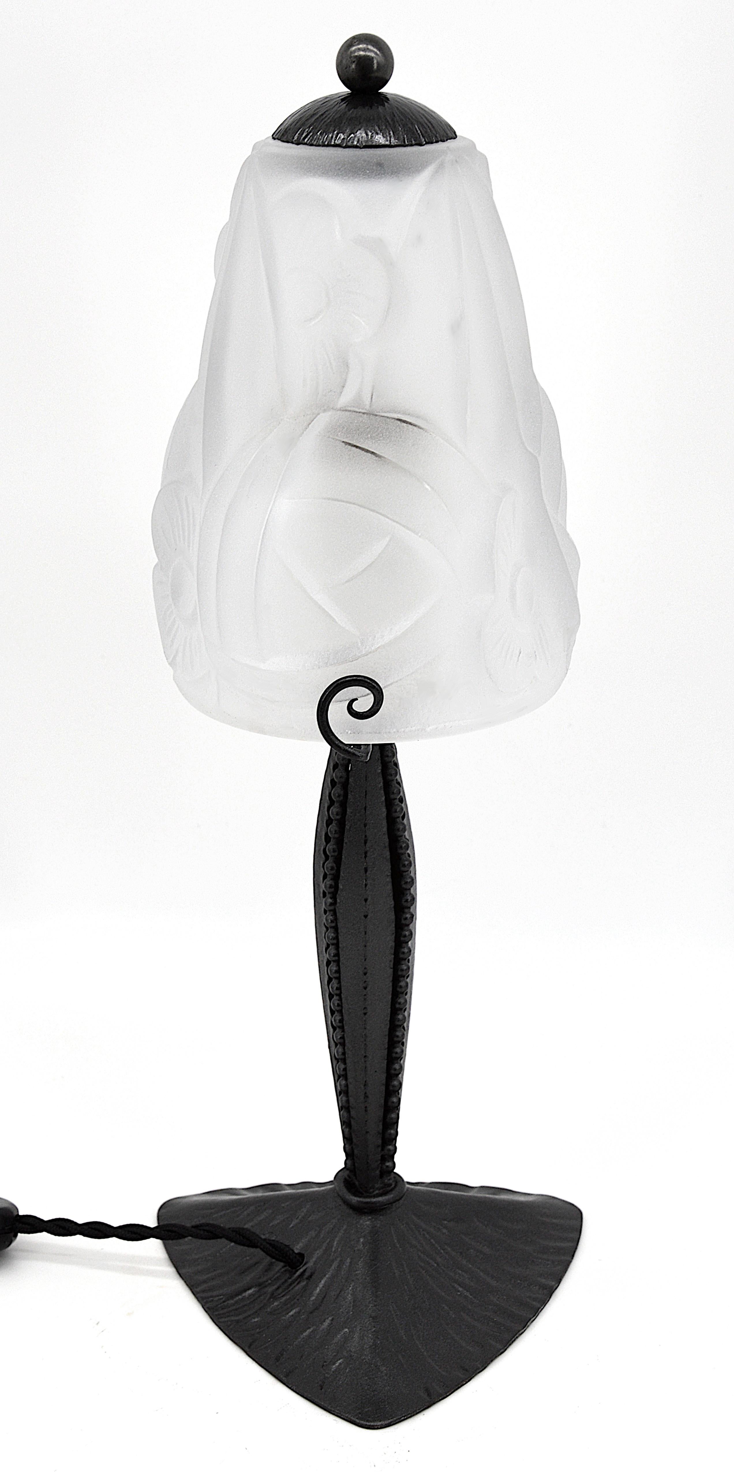 DEGUE French Art Deco Table Lamp, 1920 Francés en venta