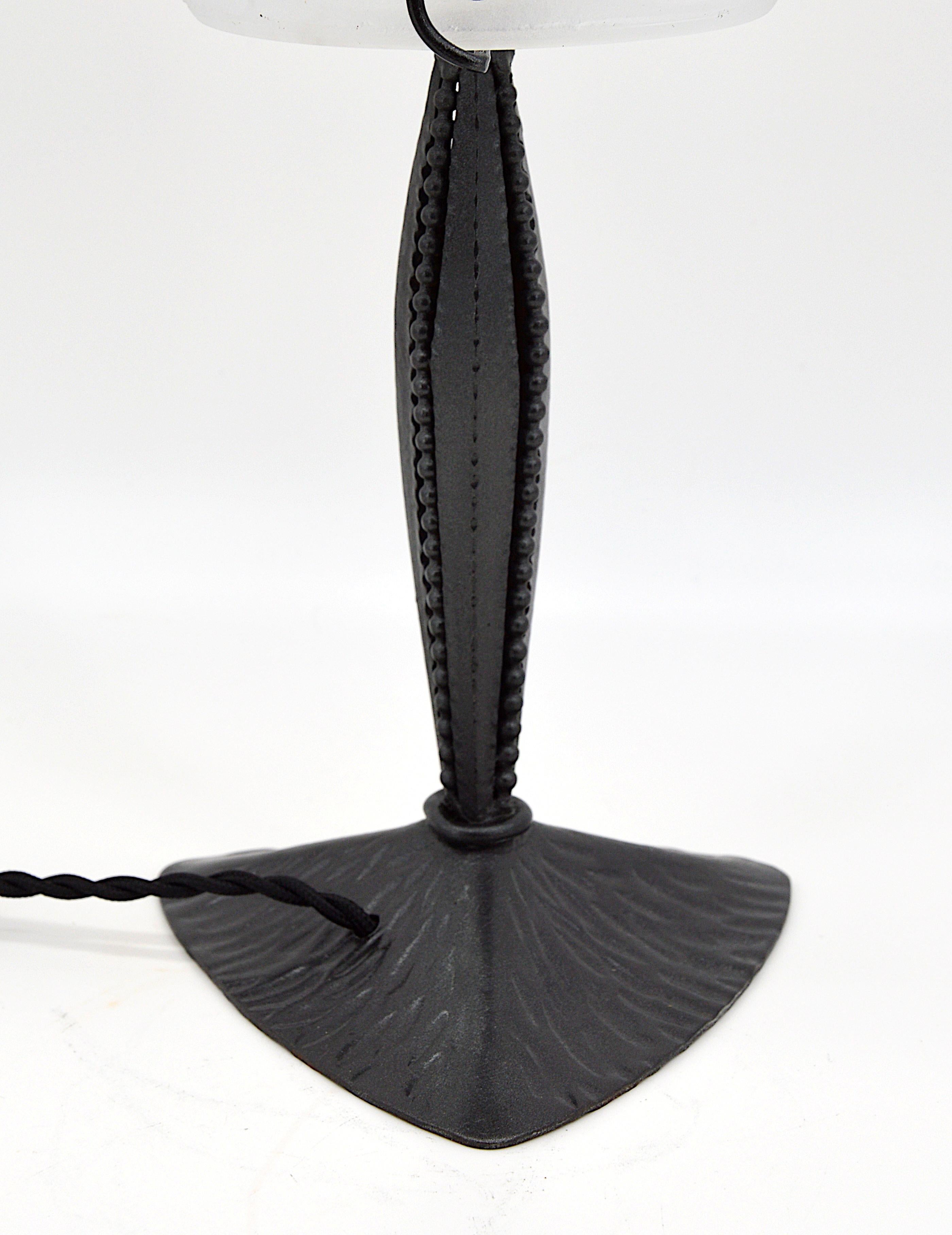 DEGUE French Art Deco Table Lamp, 1920 principios del siglo XX en venta