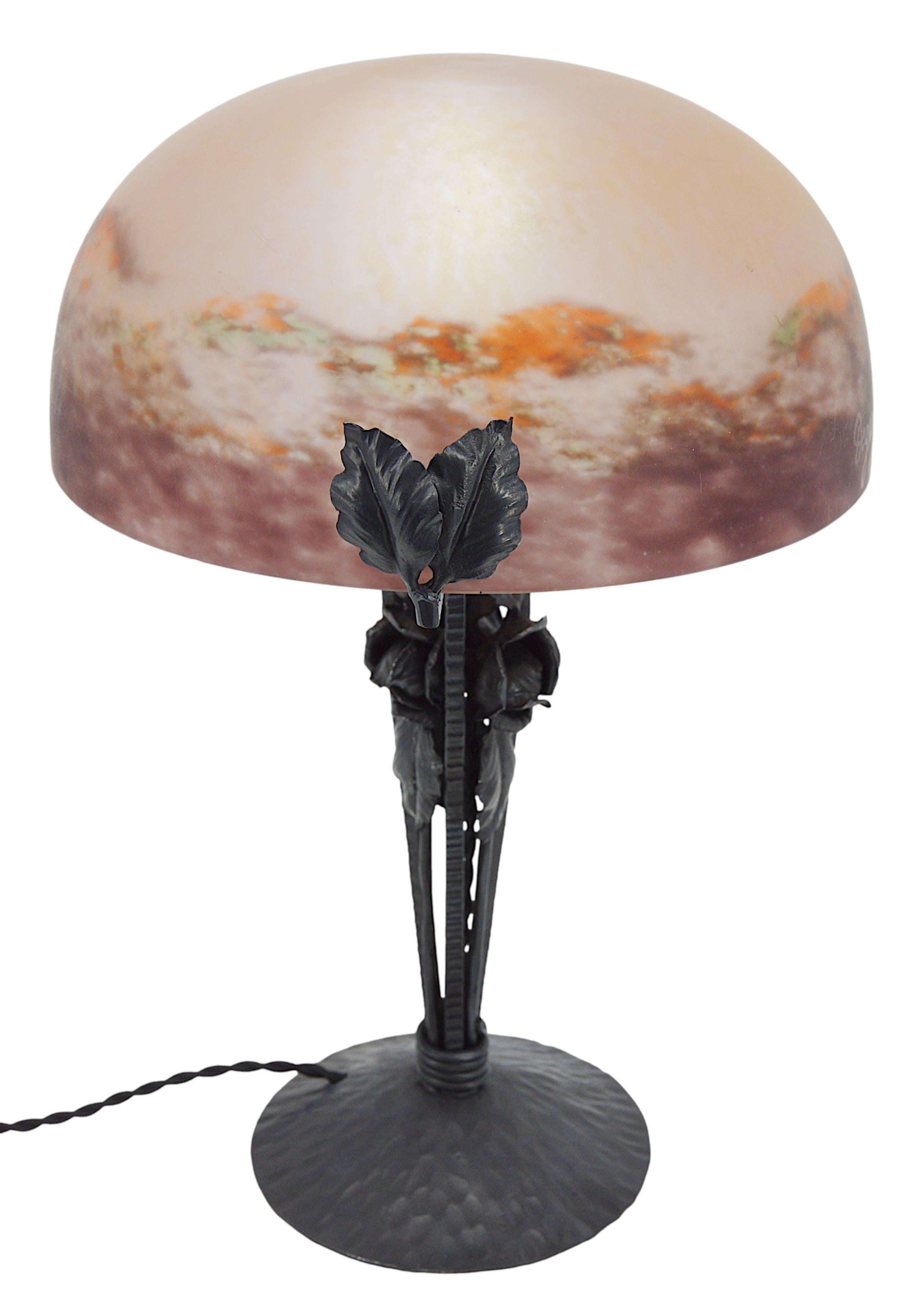 DEGUE Rare Art Deco Table Lamp, 1920 In Excellent Condition For Sale In Saint-Amans-des-Cots, FR