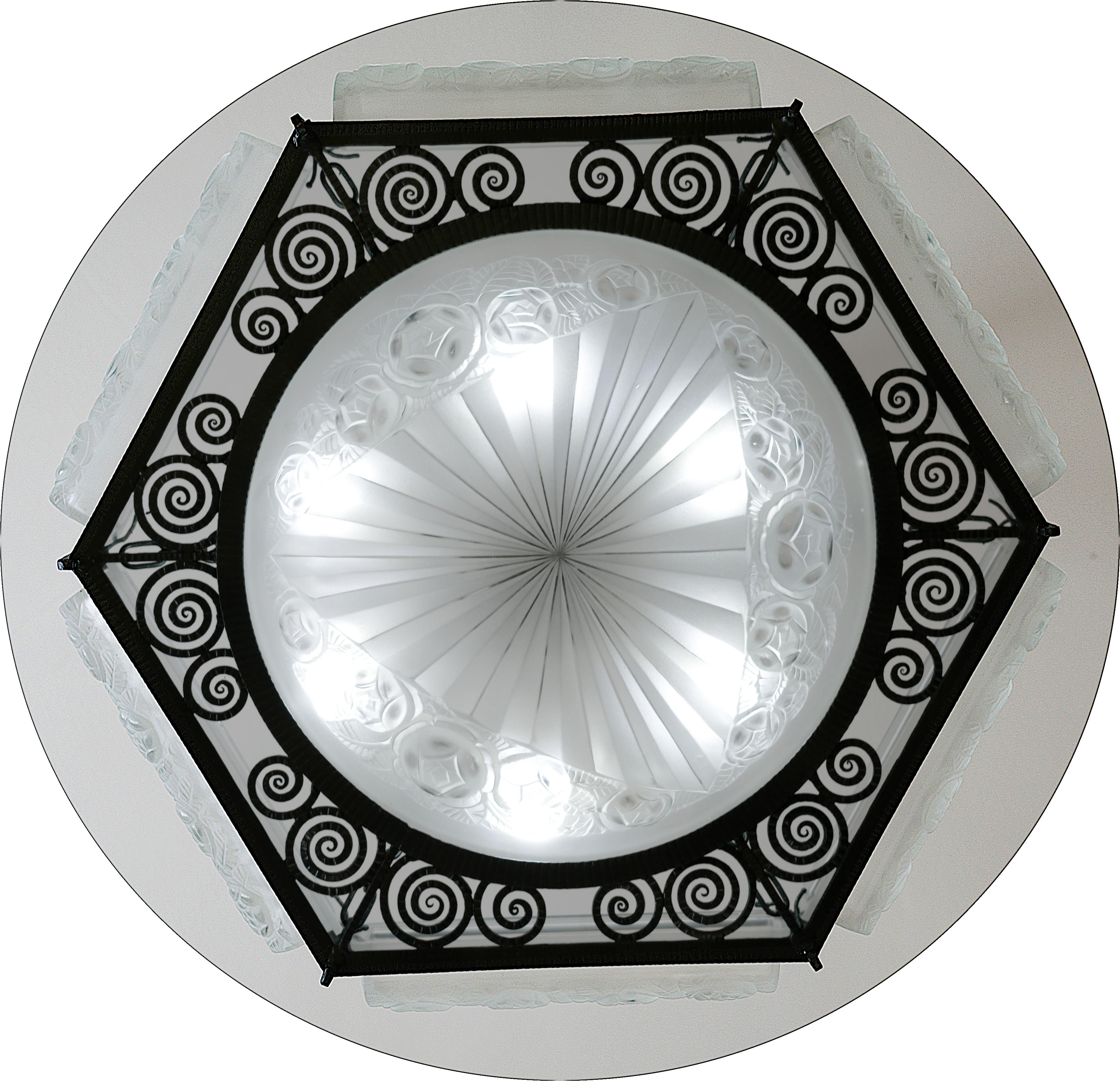 Degue Rare Large French Art Deco Chandelier, 1920 For Sale 2
