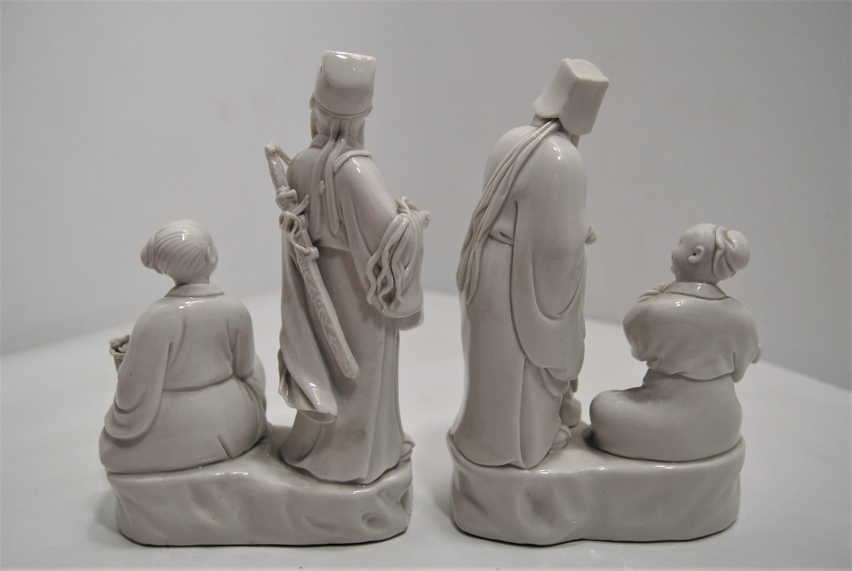 Carved Dehua white china ceramic Immortals statuettes late 19th early 20th height 16 cm For Sale