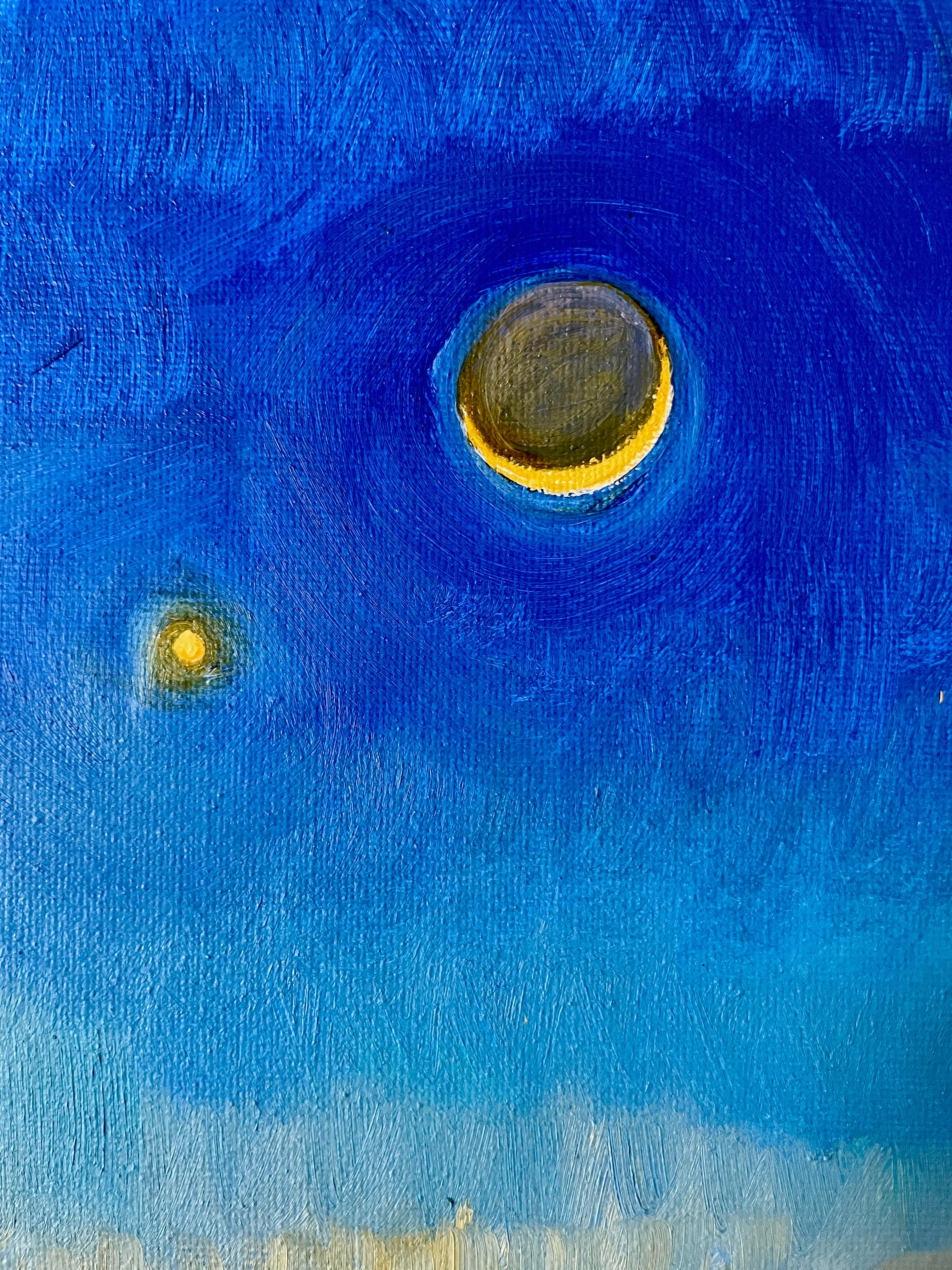 Rayonnement terrestre : paysage de ciel nocturne bleu vif et or avec architecture de maison, lune - Contemporain Painting par Deirdre Murphy