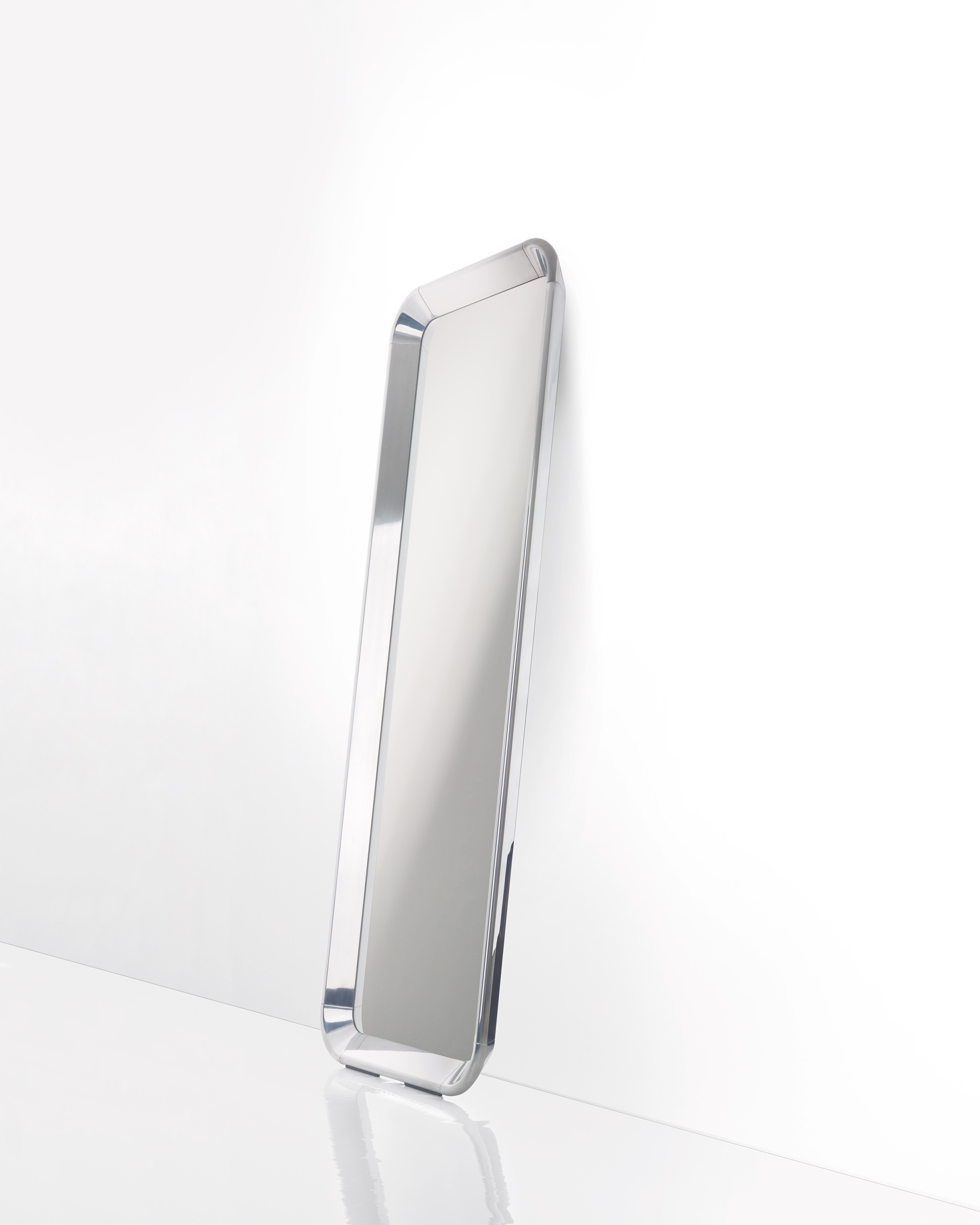 Deja-Vu-Spiegel aus Aluminium von Naoto Fukasawa für MAGIS im Angebot 10