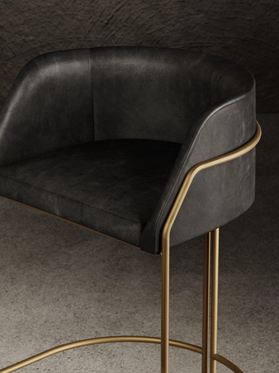 Déjà Vu Stool in Black Leather and Brushed Brass In New Condition For Sale In Milano, IT