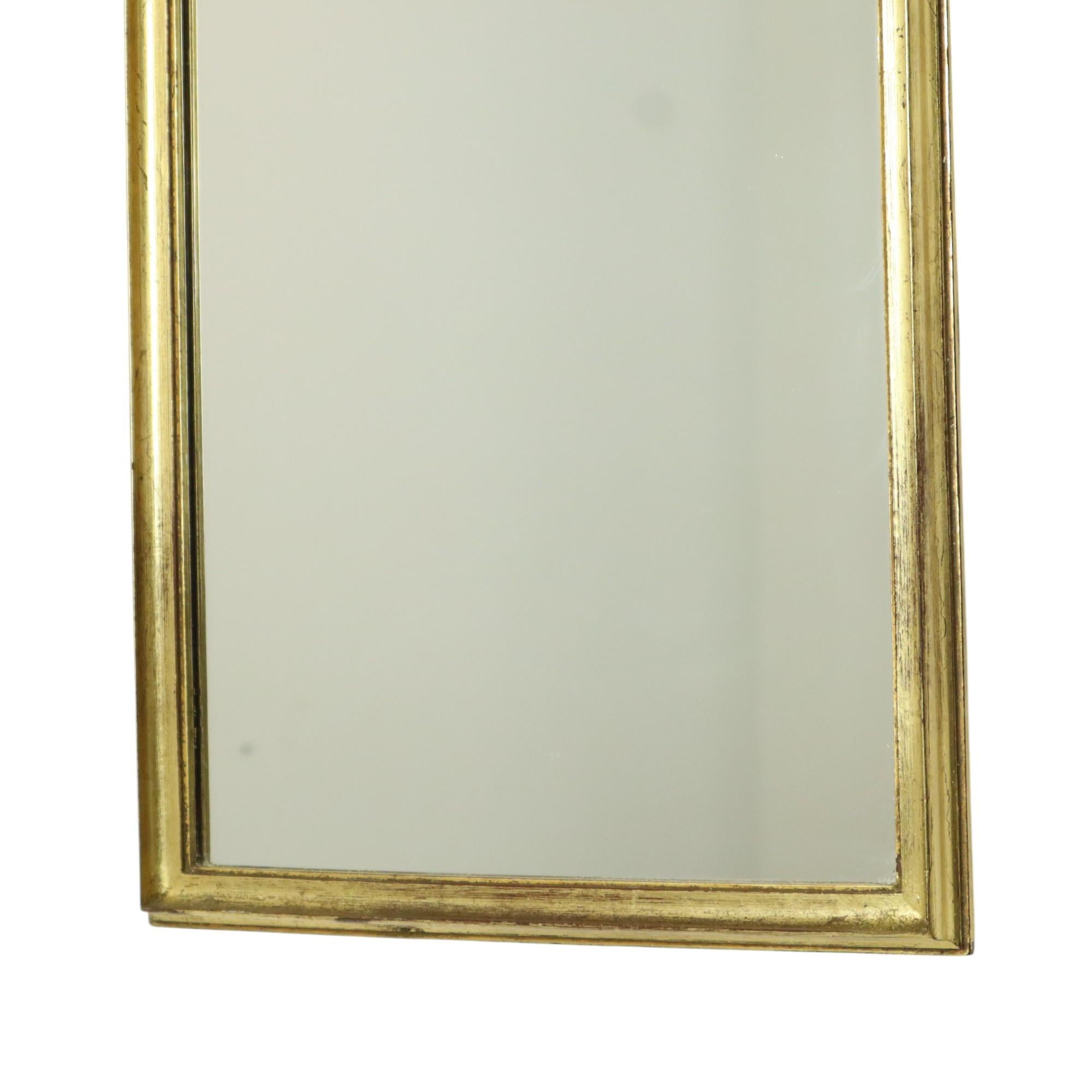 Deknudt Crest Mirror Gold Leaf Gilded Belgium Seventies In Good Condition In Poperinge, BE