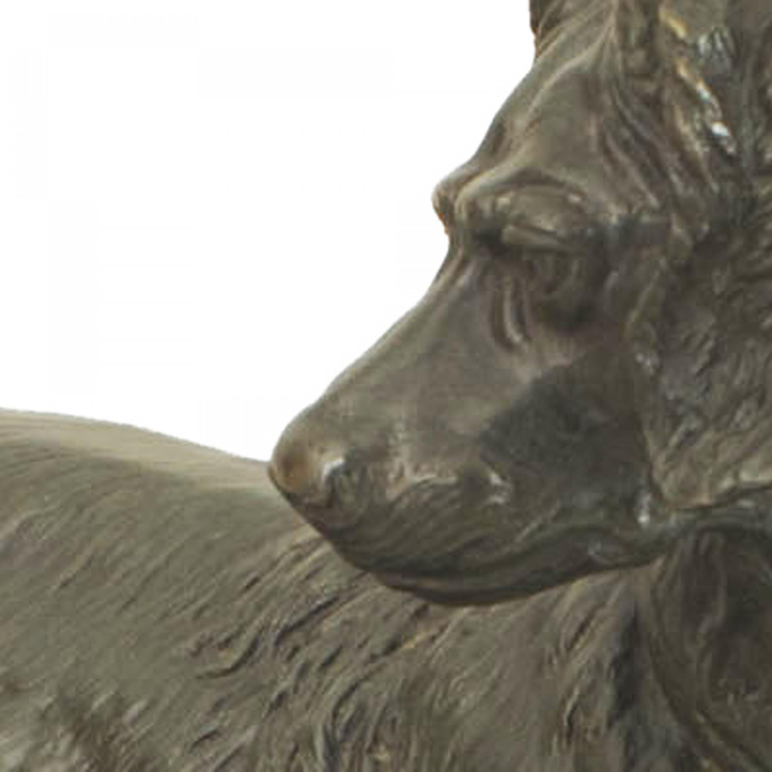 Perro de bronce victoriano francés Delabrierre Hecho a mano en venta