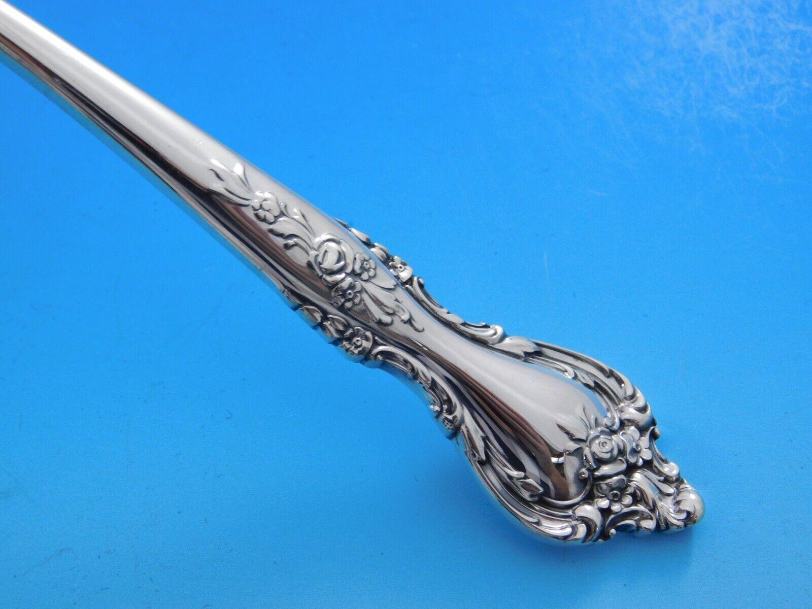Set di posate in argento sterling Delacourt by Lunt, 54 pezzi. Questo set comprende:

12 coltelli, 9 1/4
