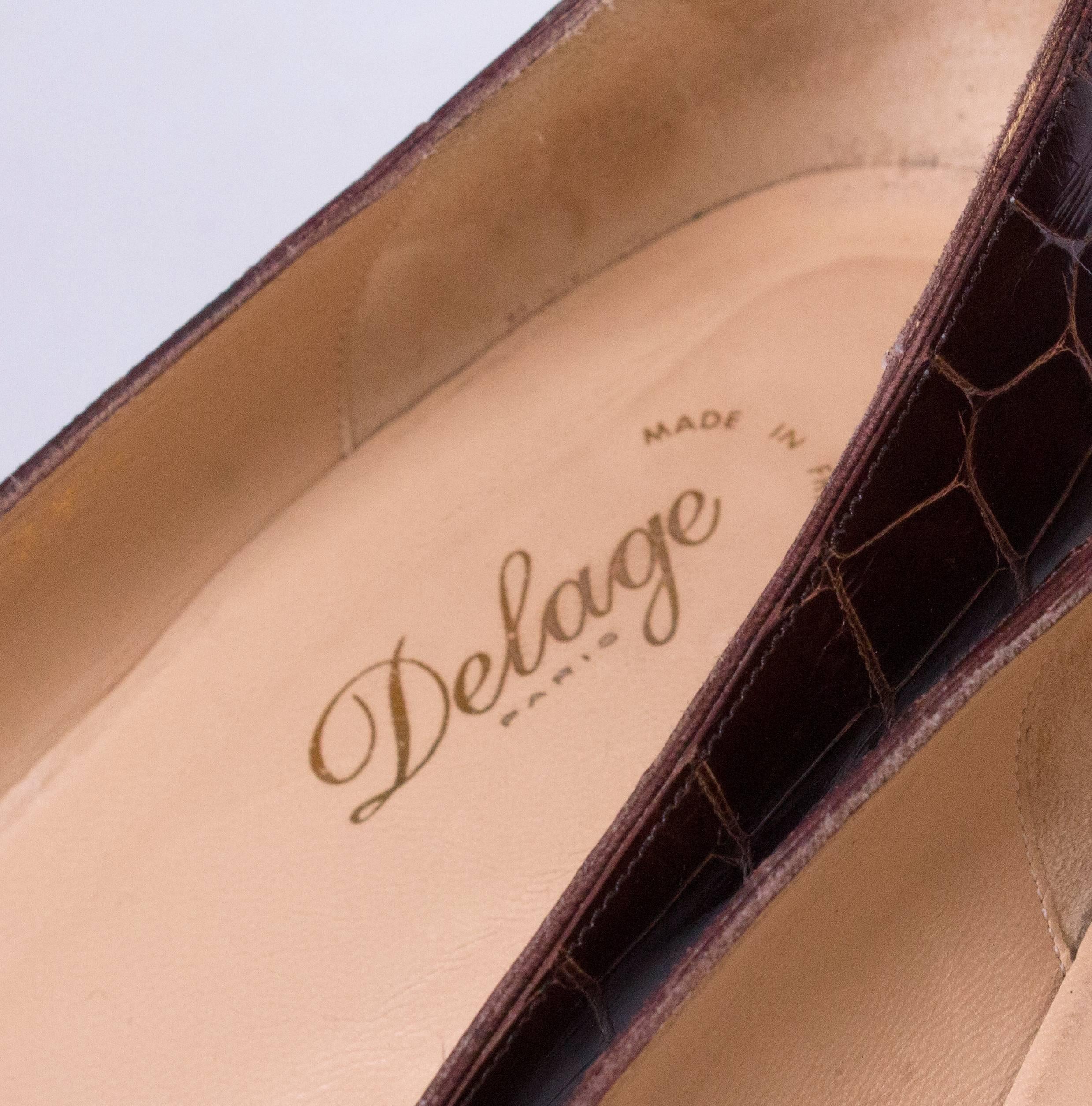 Delage Handmade Brown Croc Kittenheel Shoes In Good Condition In London, GB