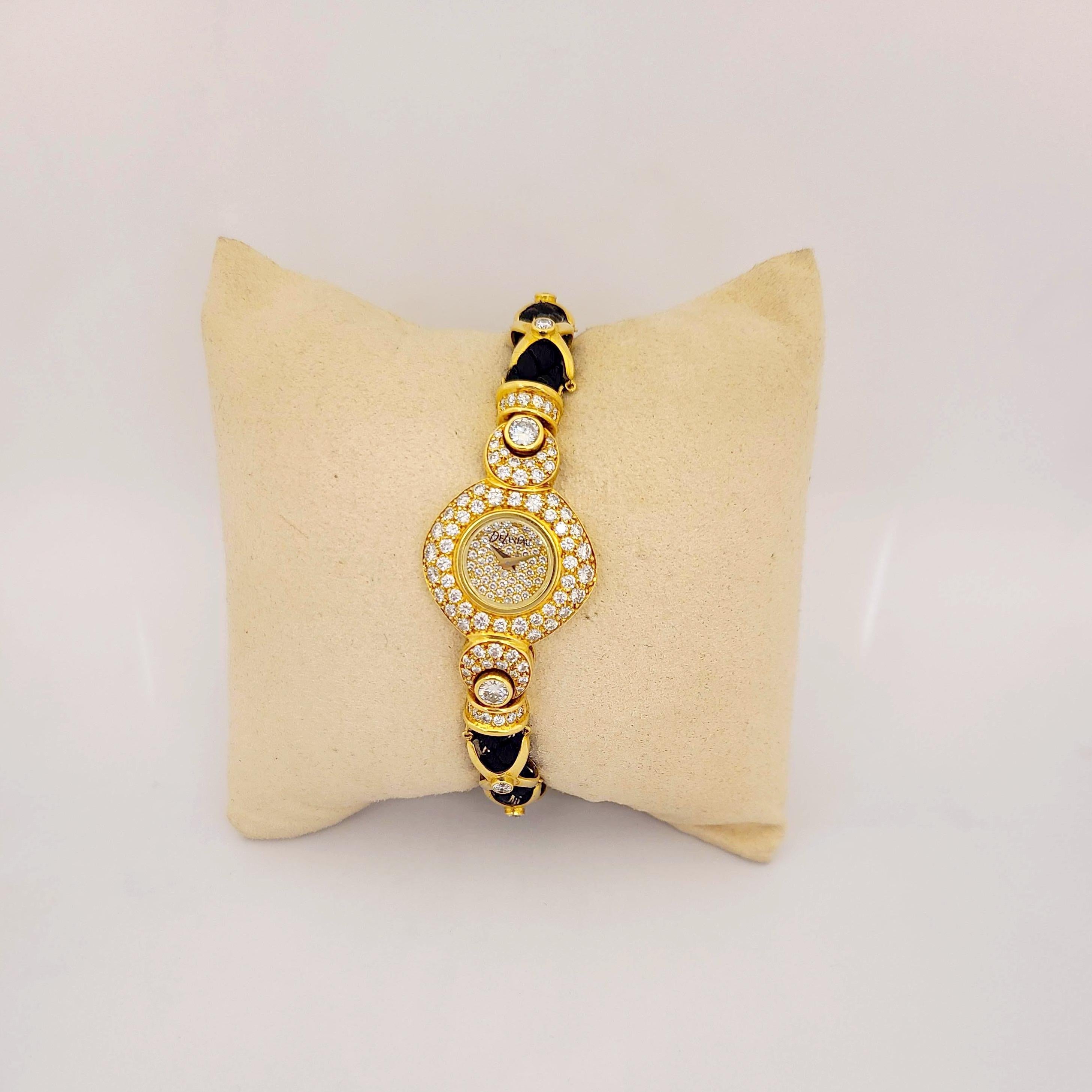 Contemporary DeLaneau 18 Karat Yellow Gold and 2.95 Carat Diamond Ladies Bracelet Watch