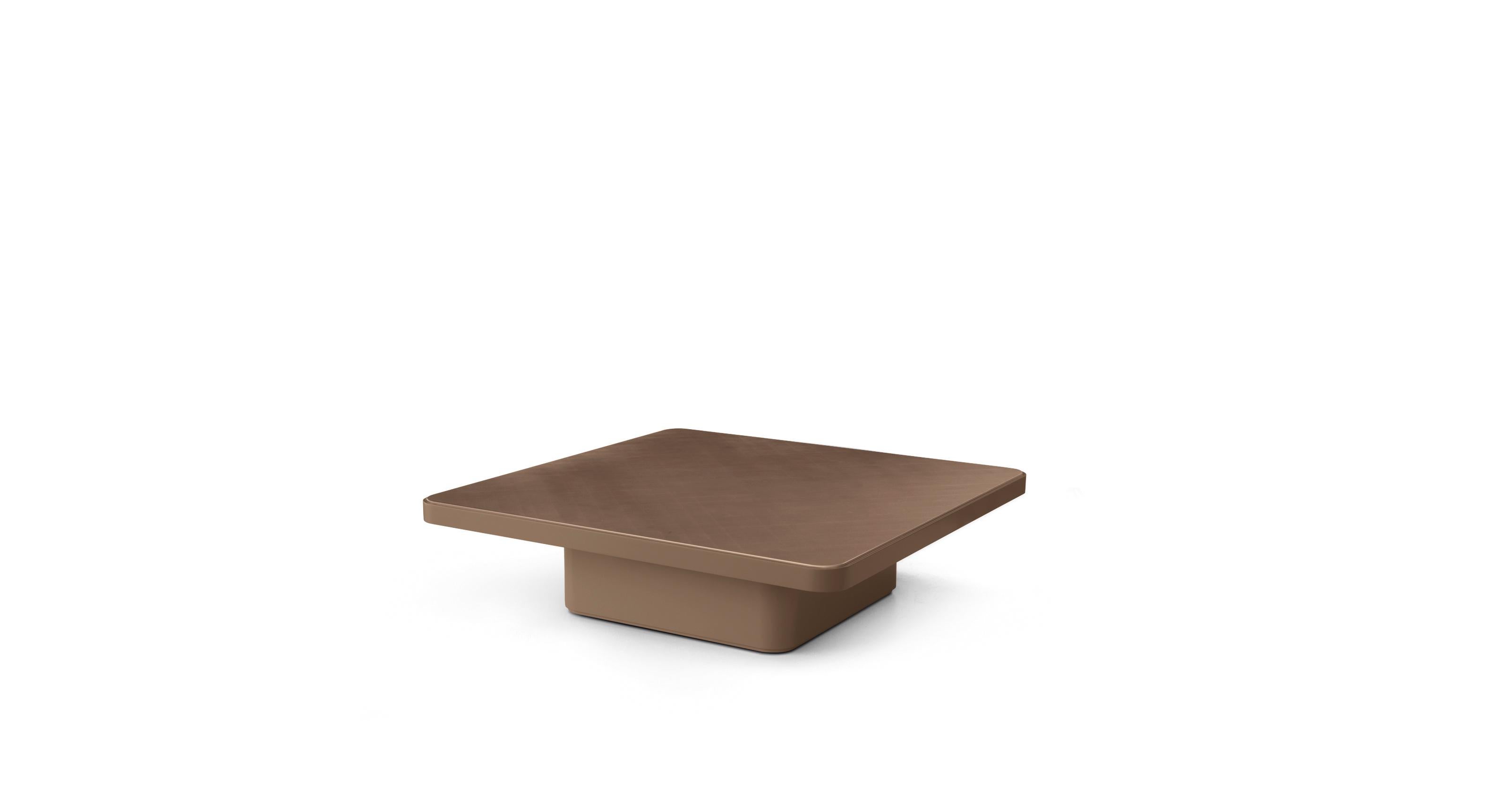 Table basse Delano 5036 de Redeco
Dimensions : L 140 x D 140 x H 36 cm
MATERIAL : Base et plateau en mdf allégé.

ReDéco est une entreprise vraiment solide, capable de construire et de créer des meubles, mais aussi une entreprise qui peut