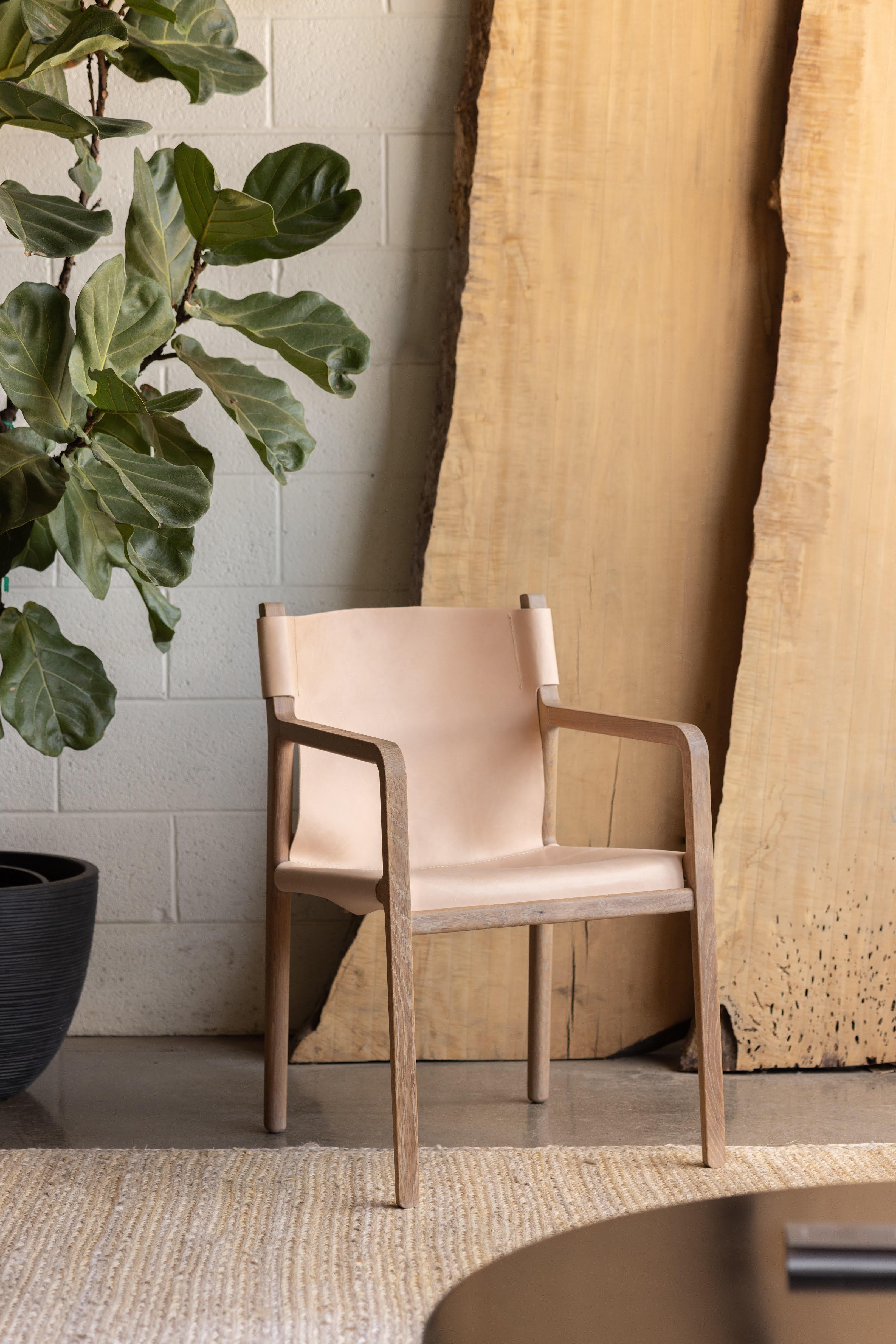 Delano chair in black walnut and chestnut leather For Sale 3