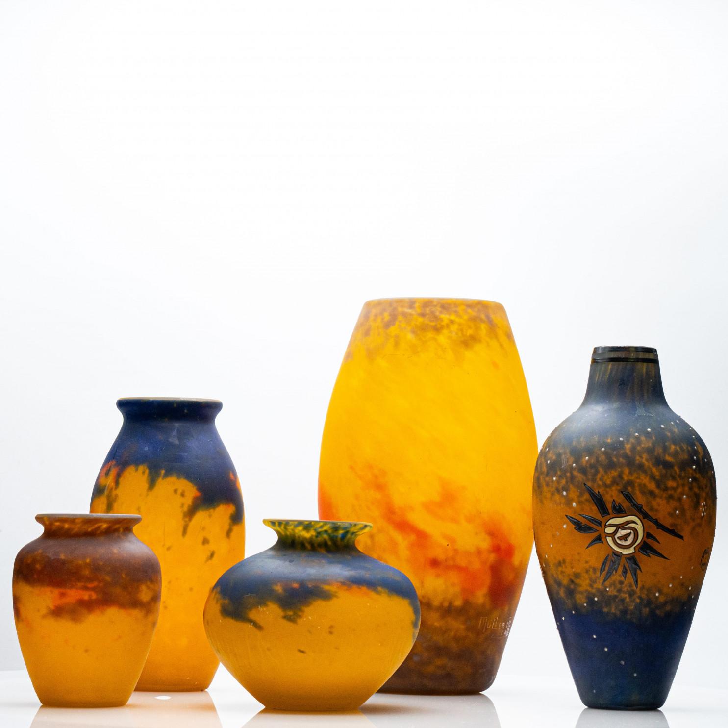 Vetro Delatte and Muller Frères Signed, Set di 5 vasi in Pate de Verre, Francia, 1920 in vendita