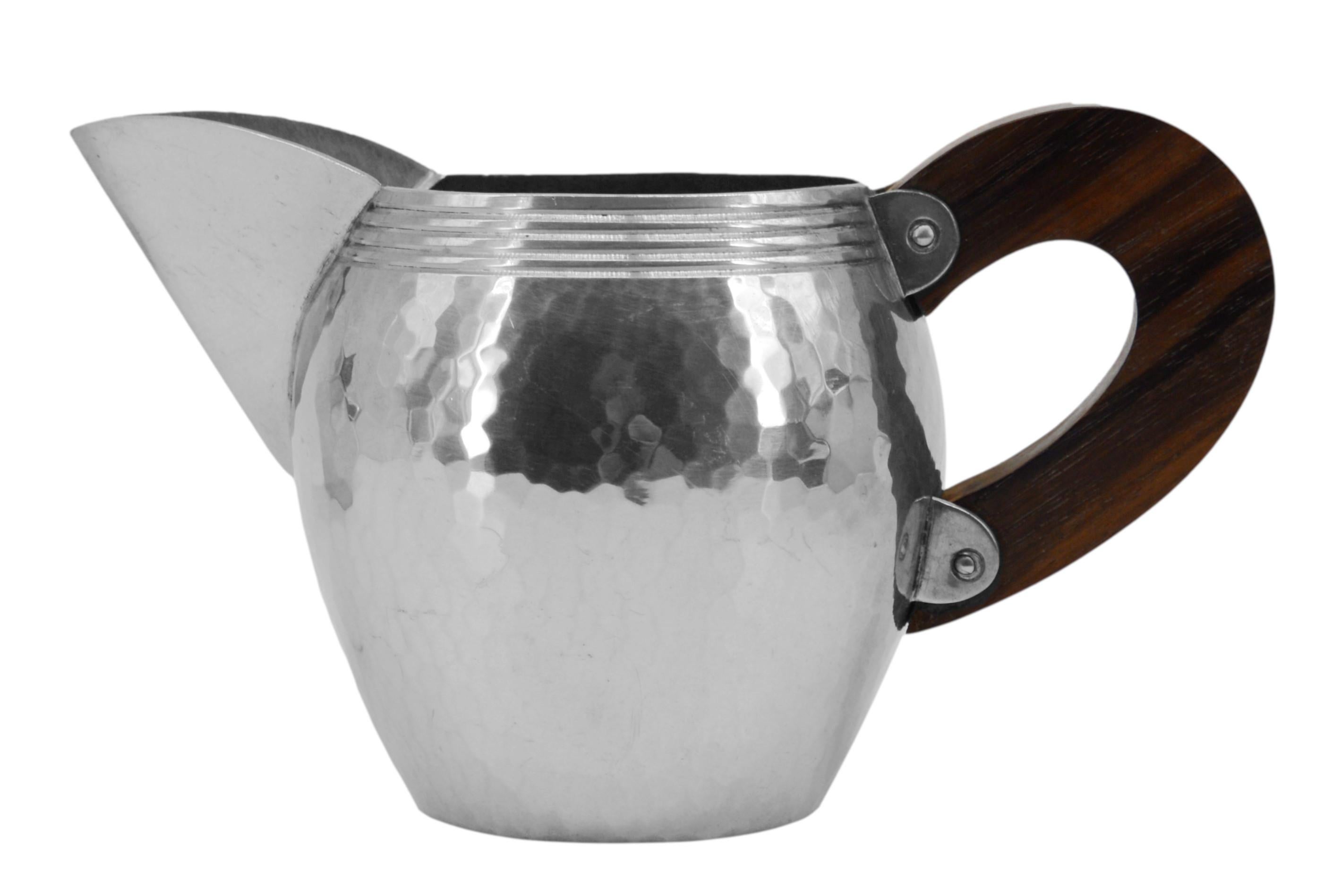 Delavan French Art Deco Pewter Tea Set, 1920s In Good Condition In Saint-Amans-des-Cots, FR