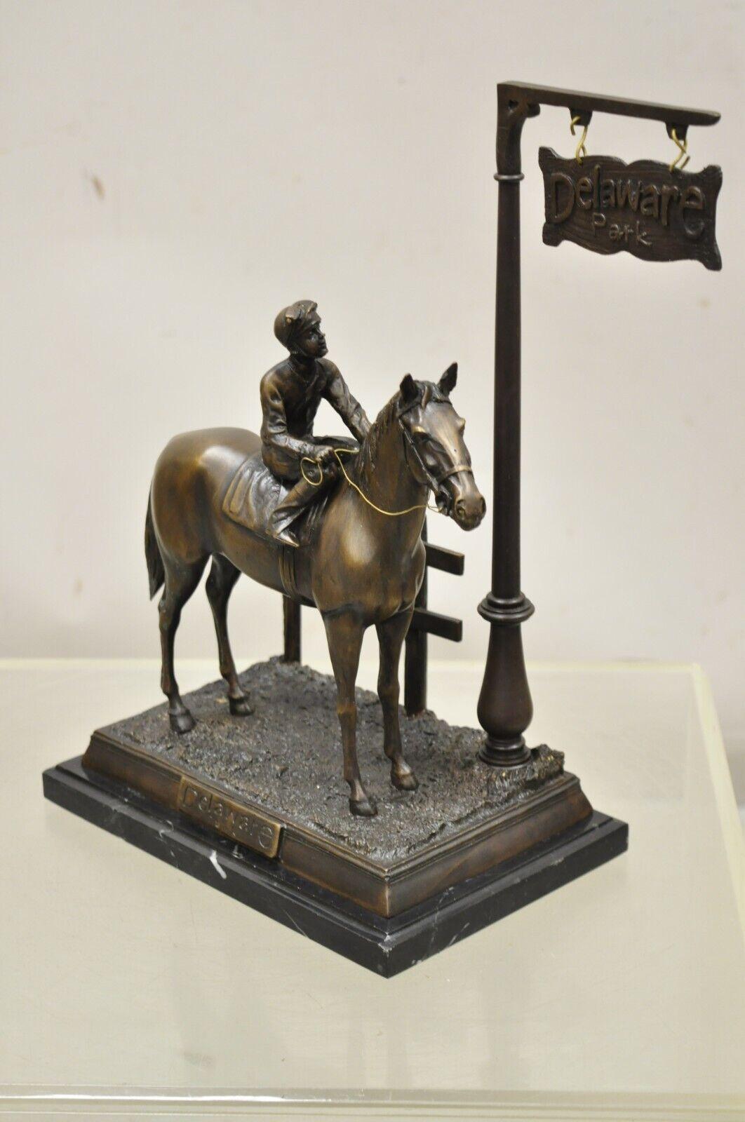 Delaware Park Bronze Equestrian Base Marble Horse Jockey Statue Sculpture. Circa Late 20th Century. Dimensions : 13,5