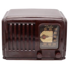 Delco Art Deco 1941 Vintage Bakelite R 1171 Tube Radio in Perfect Condition