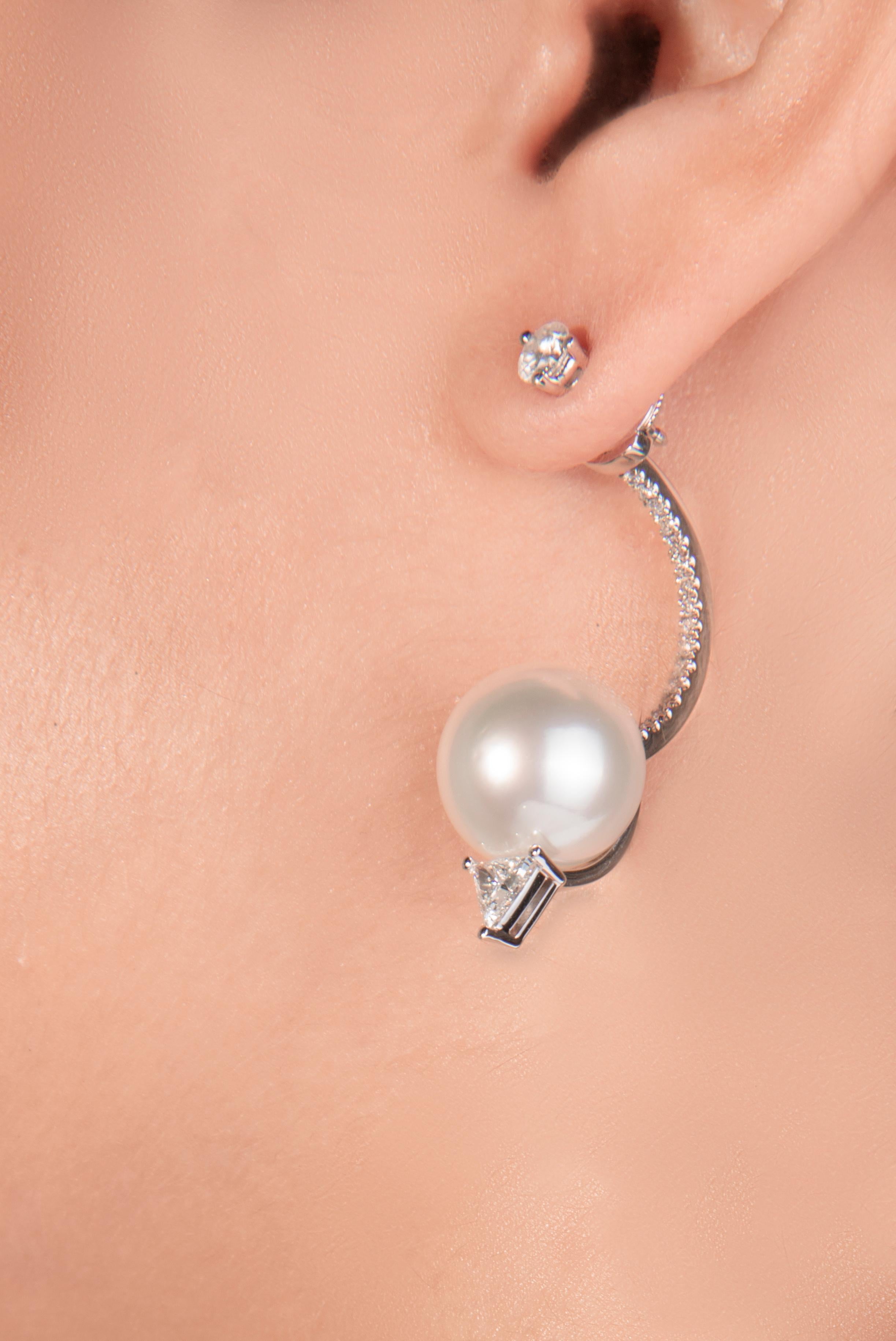 DELFINA DELETTREZ Diamond Pearl 18 Karat Gold Earrings (Zeitgenössisch) im Angebot