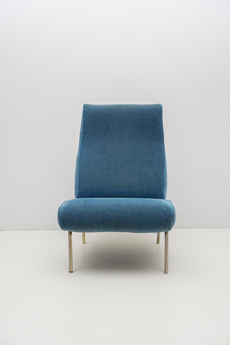 Italian Delfino Lounge Chair with Ottoman, 1950s Blue Velvet, by Erberto Carboni, Arflex For Sale
