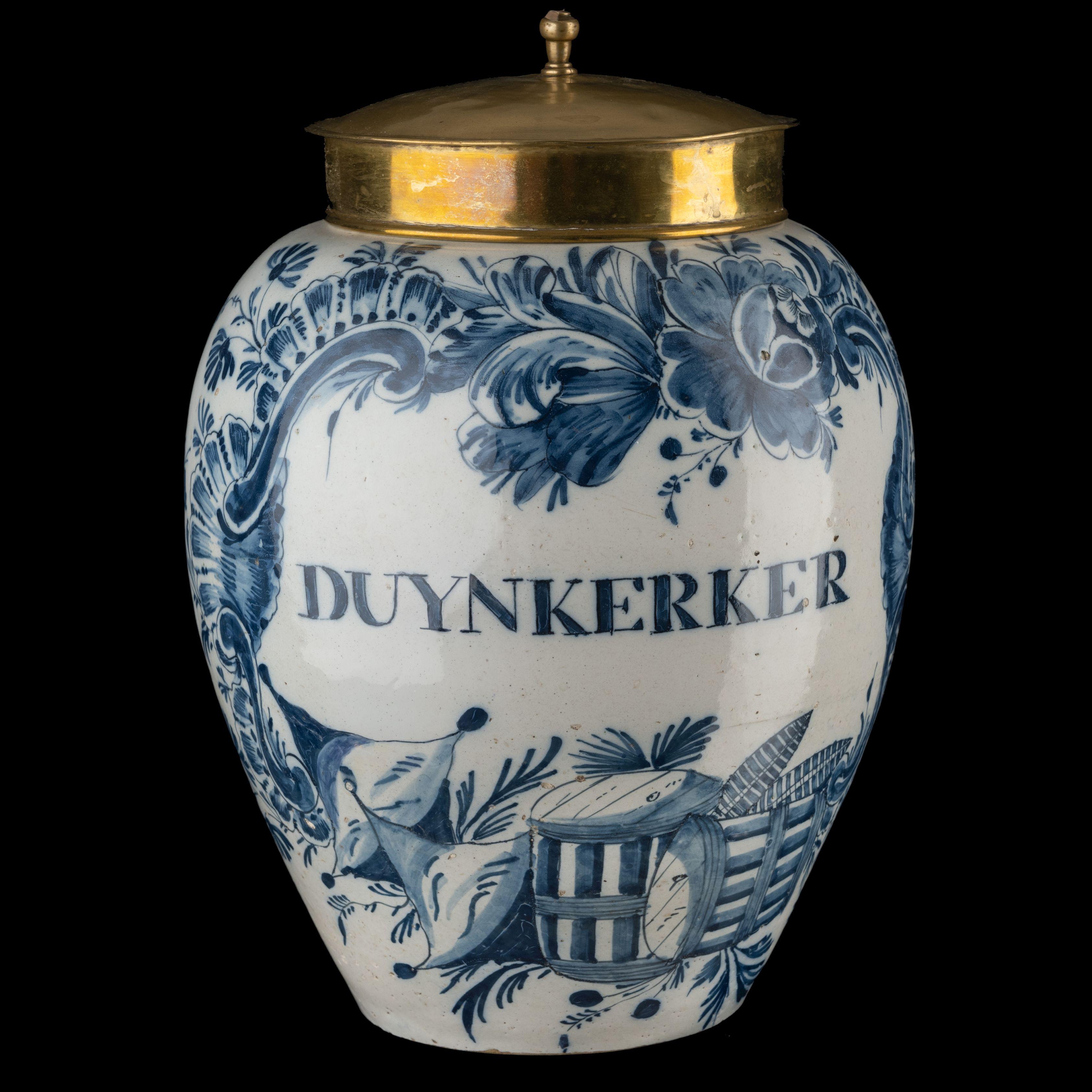 Dutch Delft 1760-1780  Blue and White Duynkerker Tobacco Jar Delftware For Sale