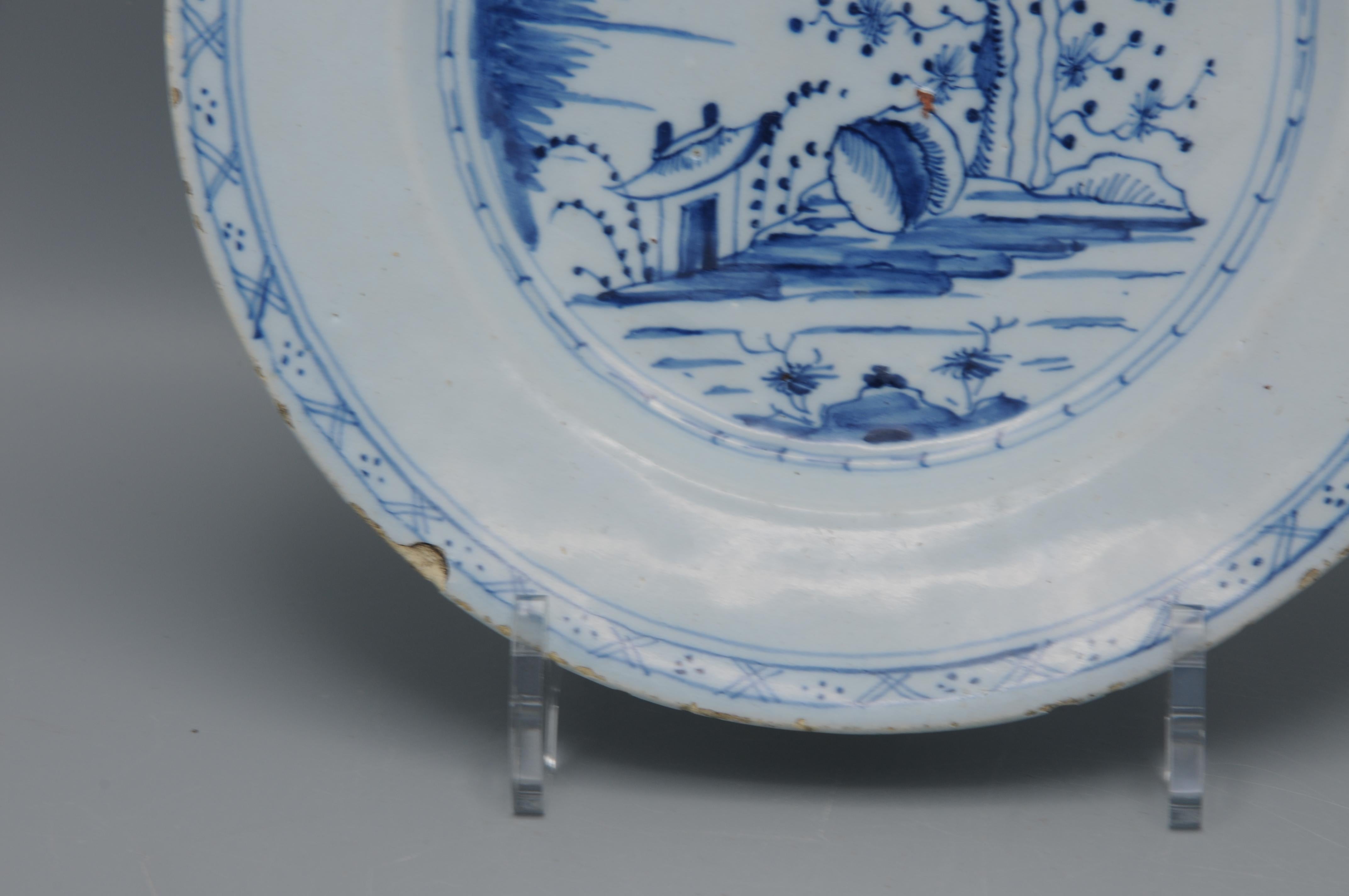 Delft  - Piatto Delft blu e bianco del XVIII secolo in stile cineseria in vendita 6