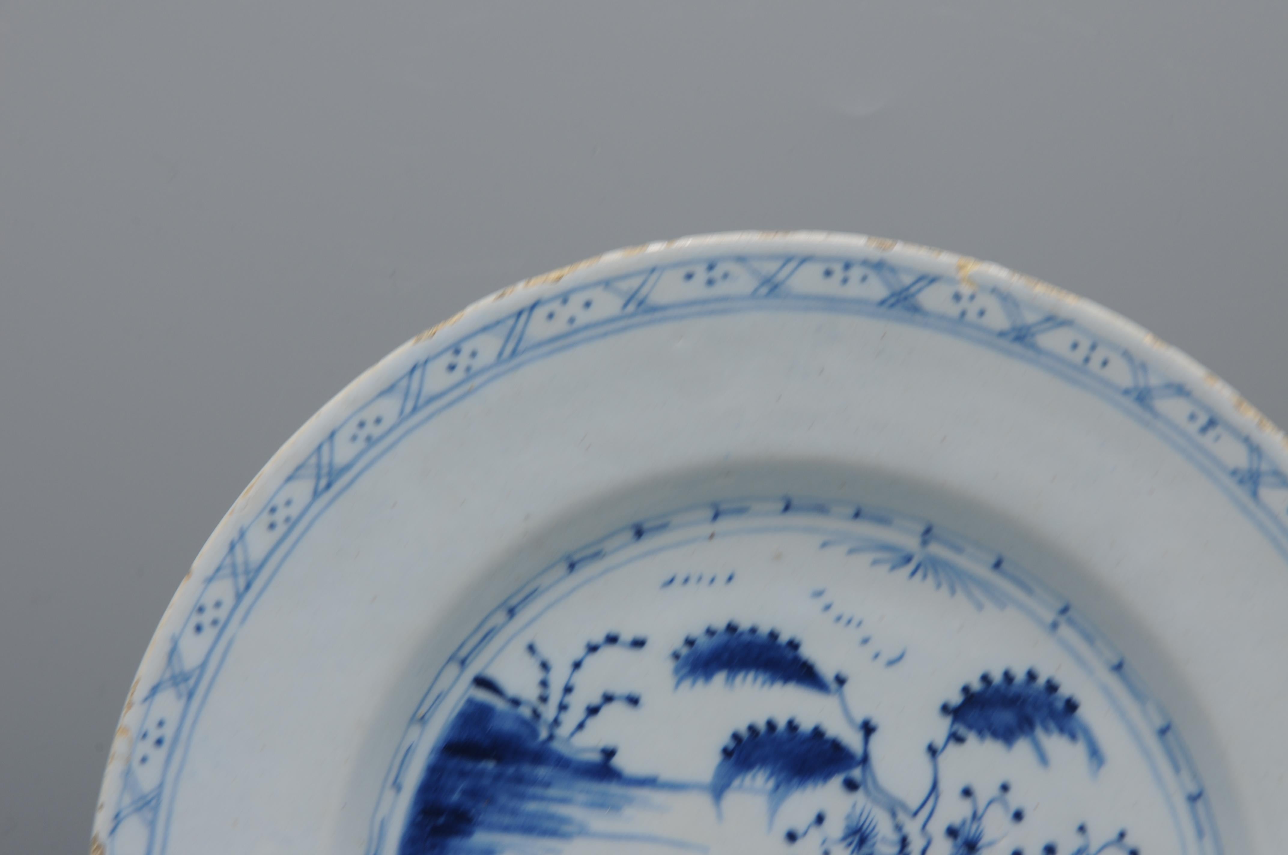 Olandese Delft  - Piatto Delft blu e bianco del XVIII secolo in stile cineseria in vendita