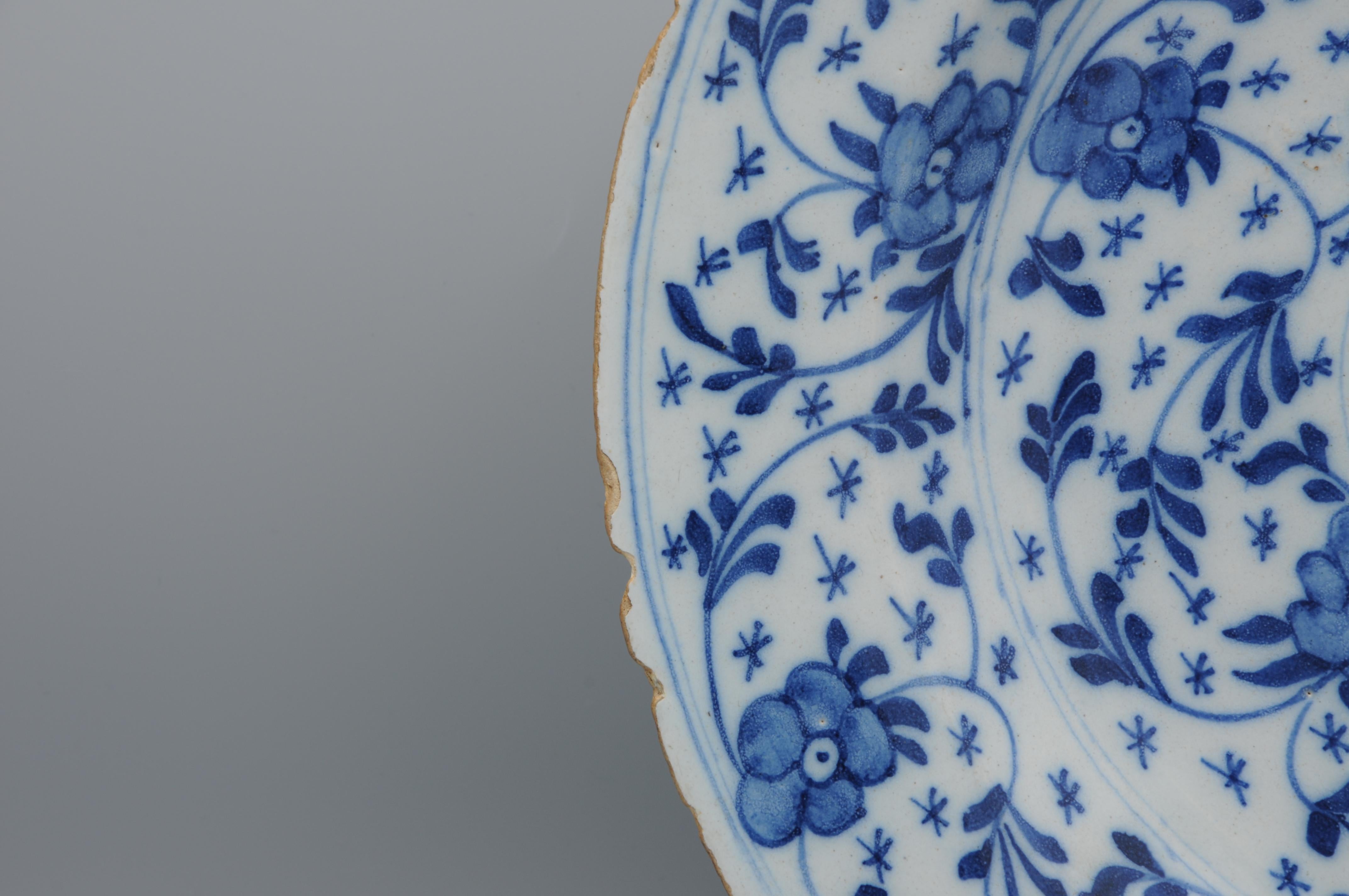 Delft  - Plato floral 