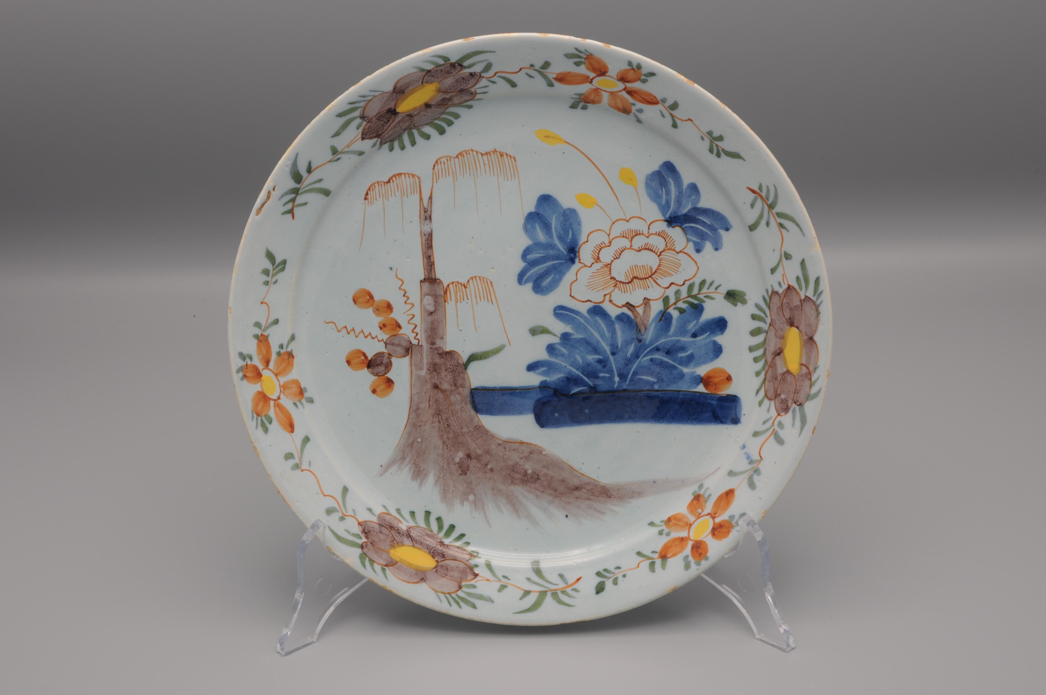 Glazed Delft  - 18th century Polychrome Chinoiserie Plate