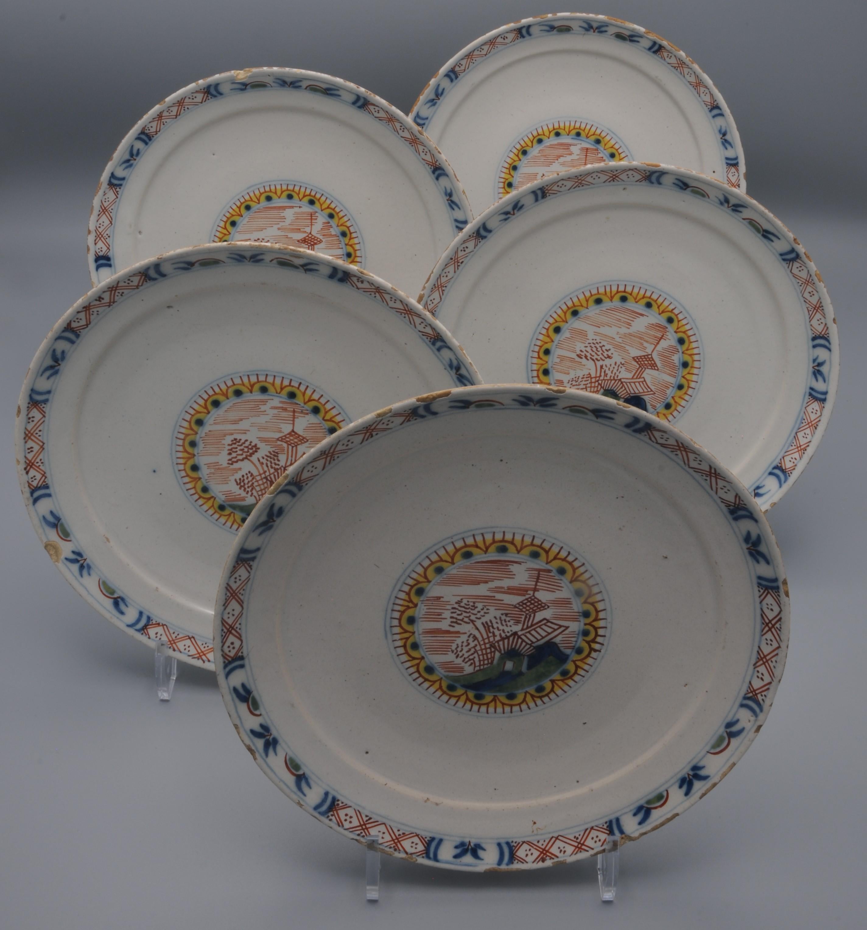Dutch Delft  - 18th century set of 5 polychrome Chinoiserie Plates For Sale