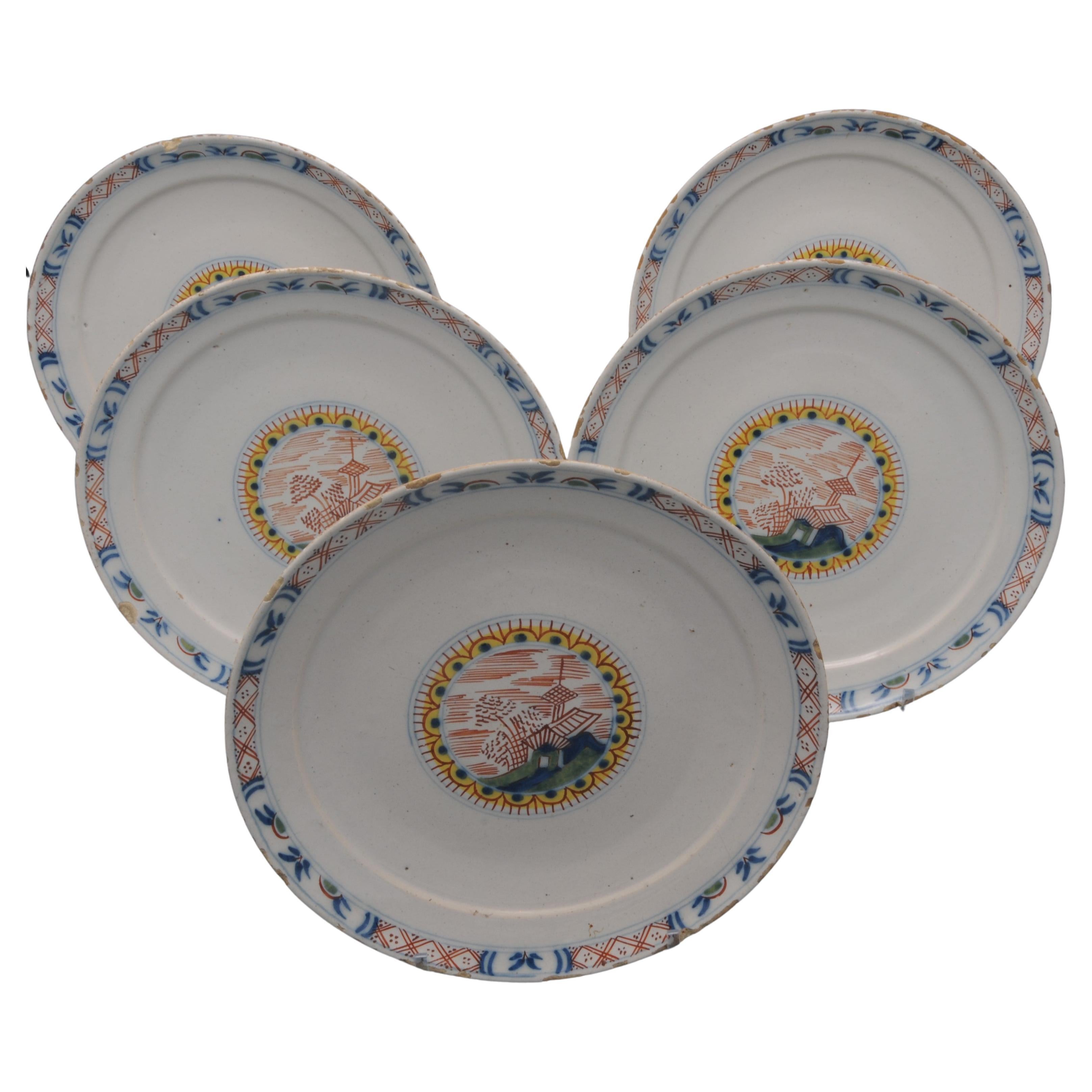 Delft  - 18th century set of 5 polychrome Chinoiserie Plates For Sale