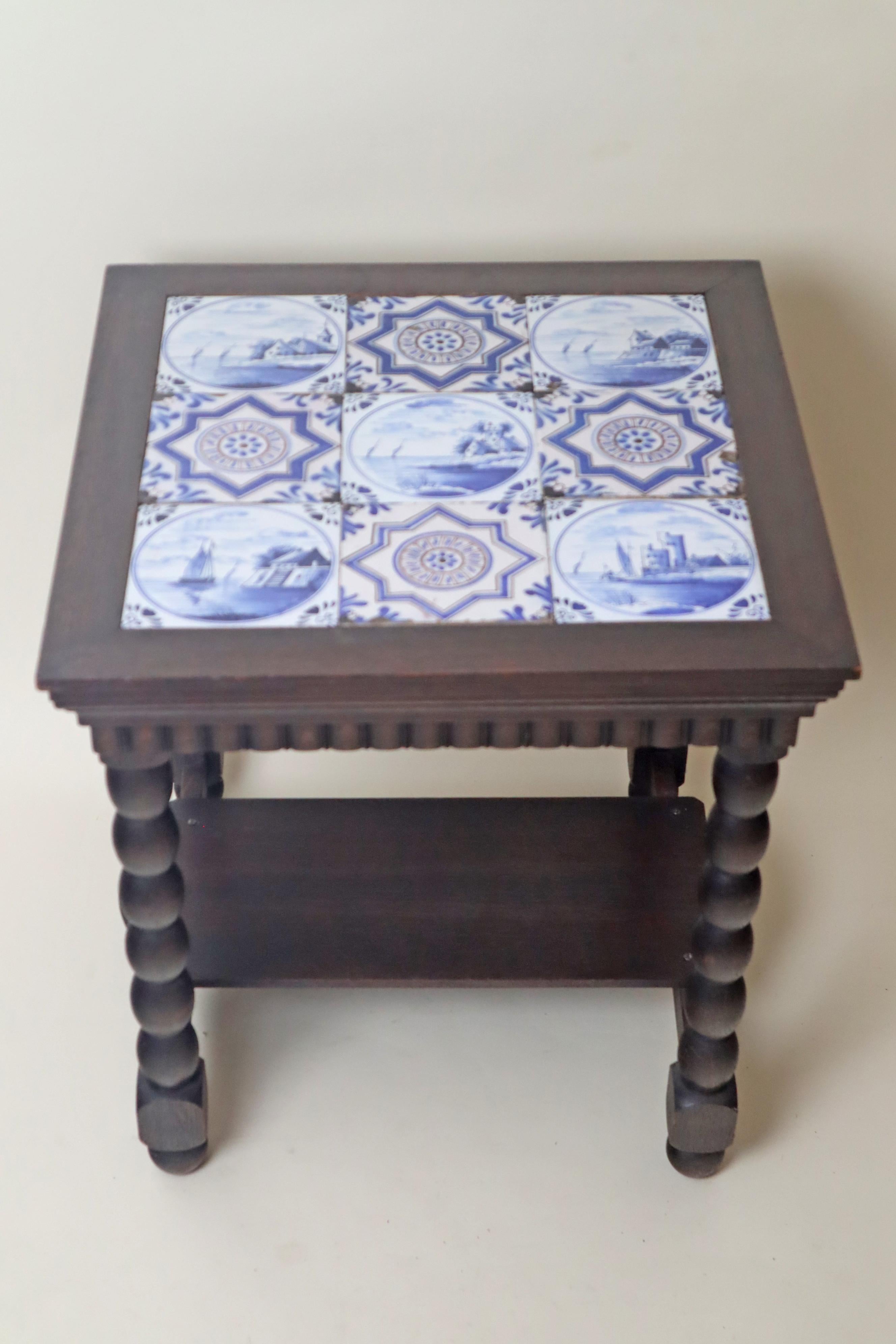 Delft Art Deco Oak Table With 9 Pieces 18th-Century Tiles For Sale 6