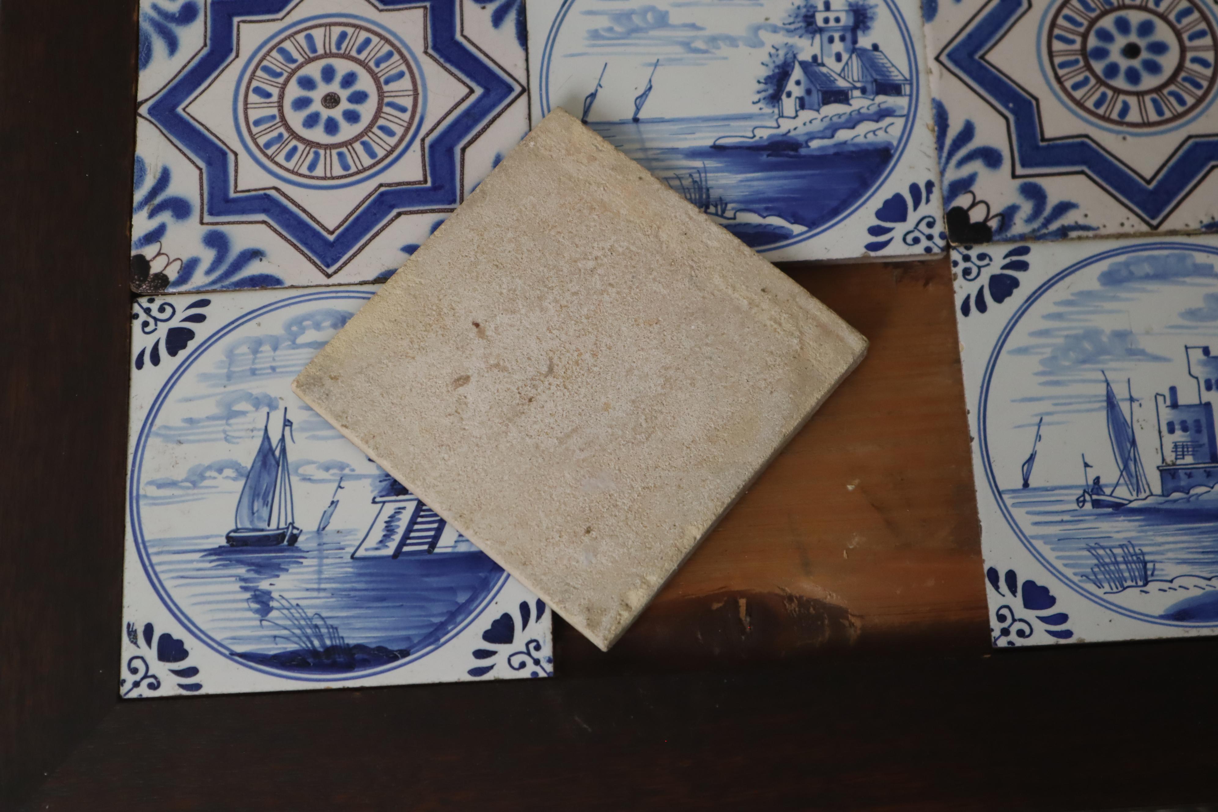 Delft Art Deco Oak Table With 9 Pieces 18th-Century Tiles For Sale 2