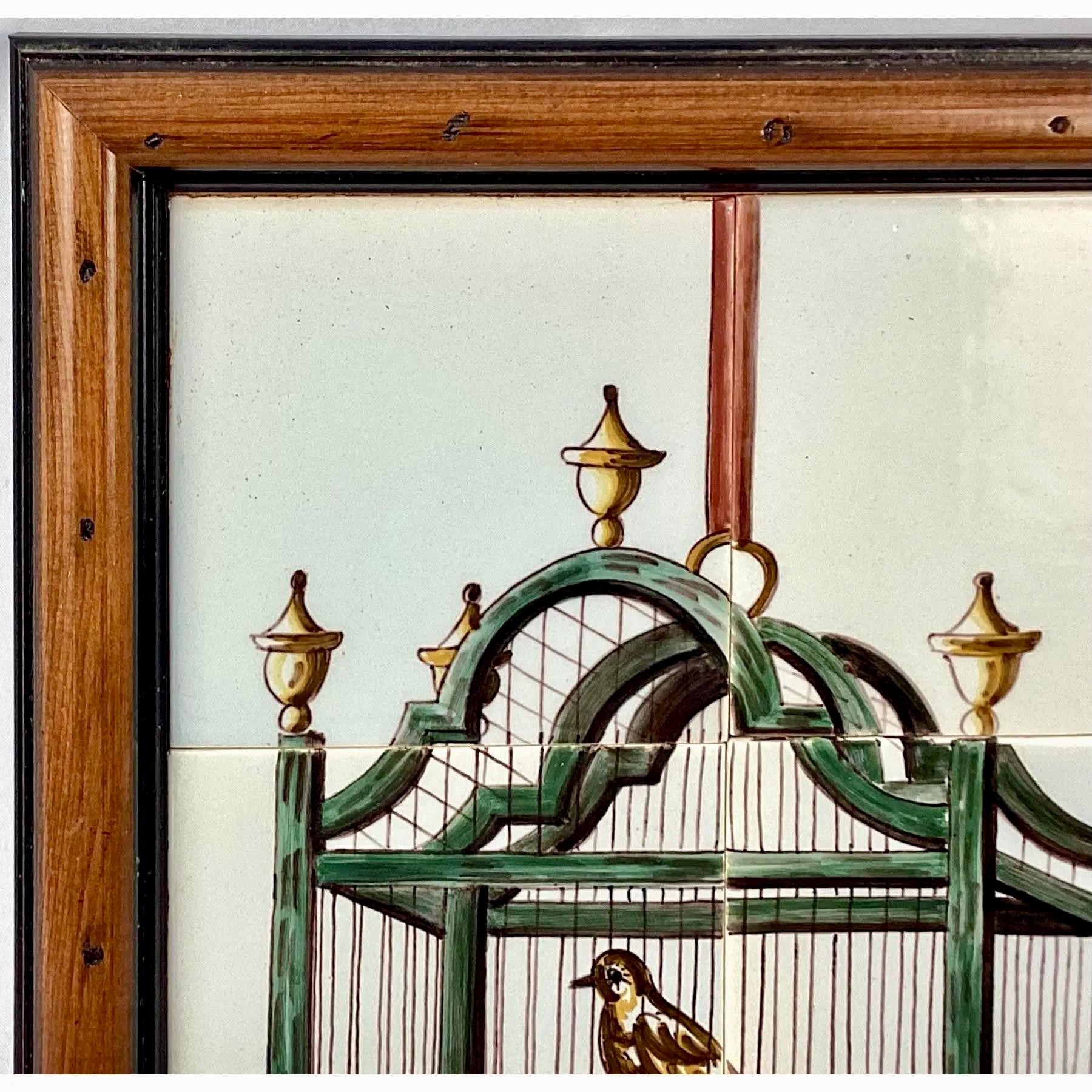 Delft Vogel in Käfig Fliesen Wandbild, gerahmt (Niederländisch Kolonial) im Angebot