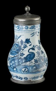 Delft, Blue and white beer mug with peacock in garden Delft, 1680-1700