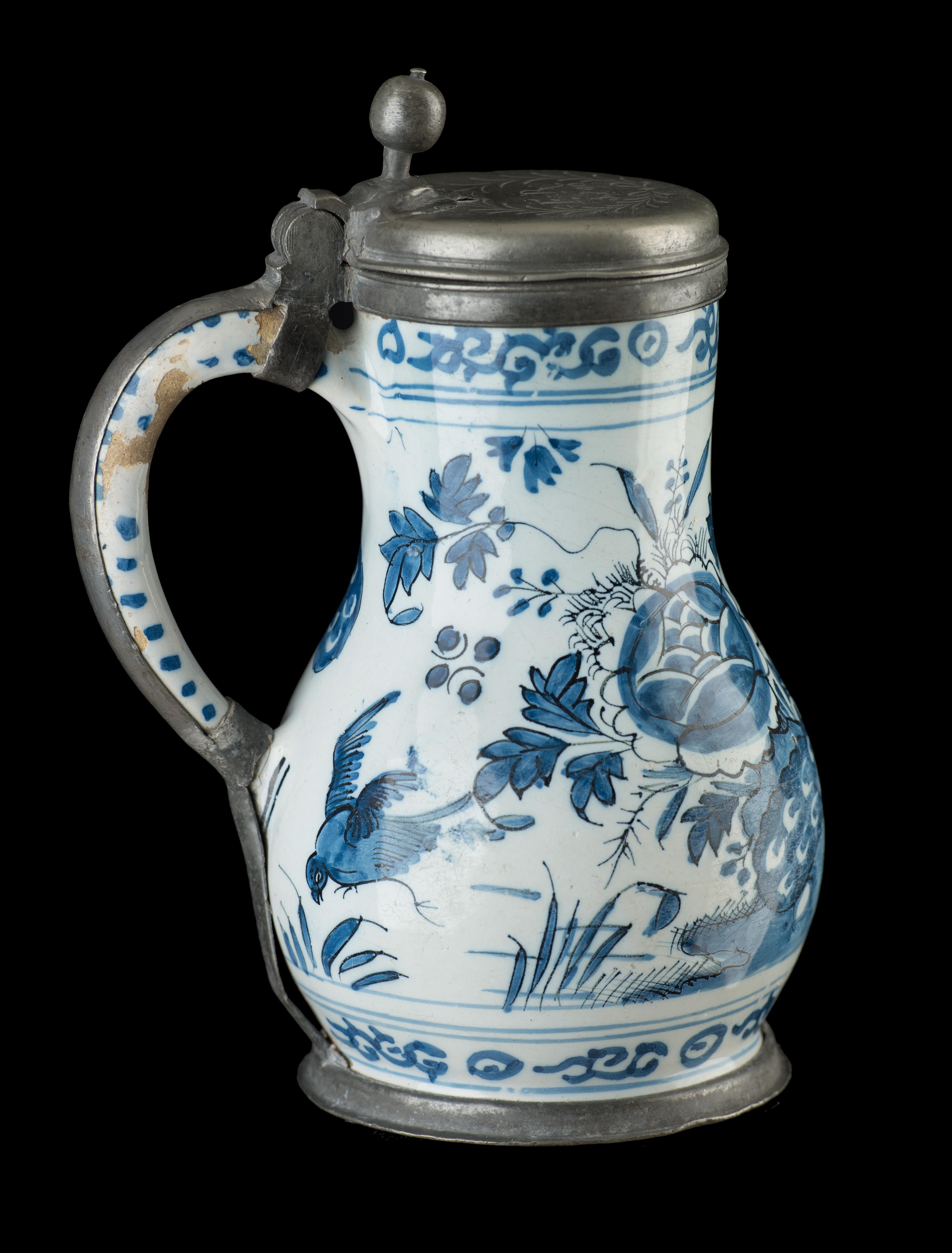 Baroque Delft, Blue and white beer mug with peacock in garden Delft, 1680-1700 For Sale