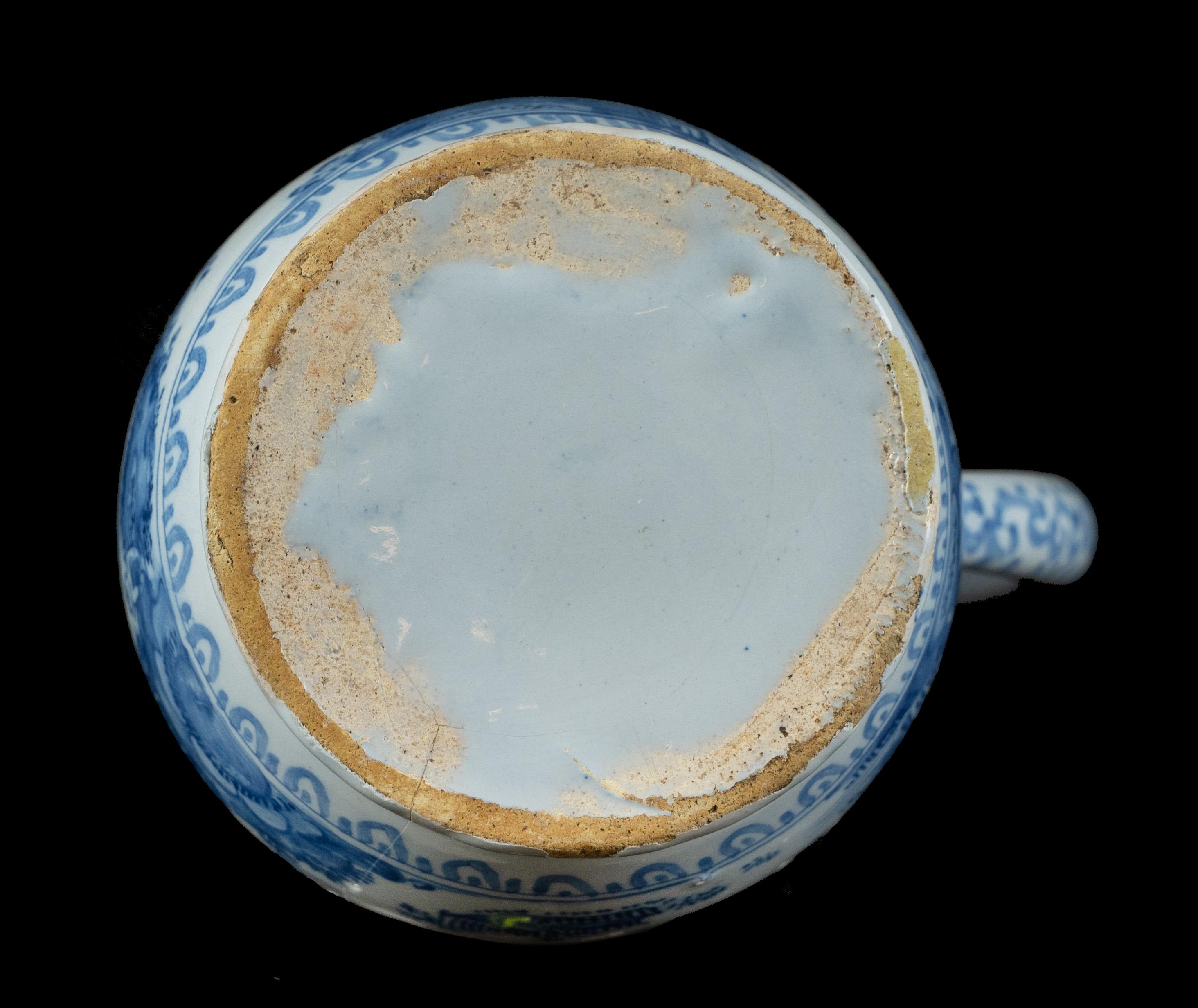 17th Century Delft, Blue and white chinoiserie beer mug Delft, C 1670 For Sale