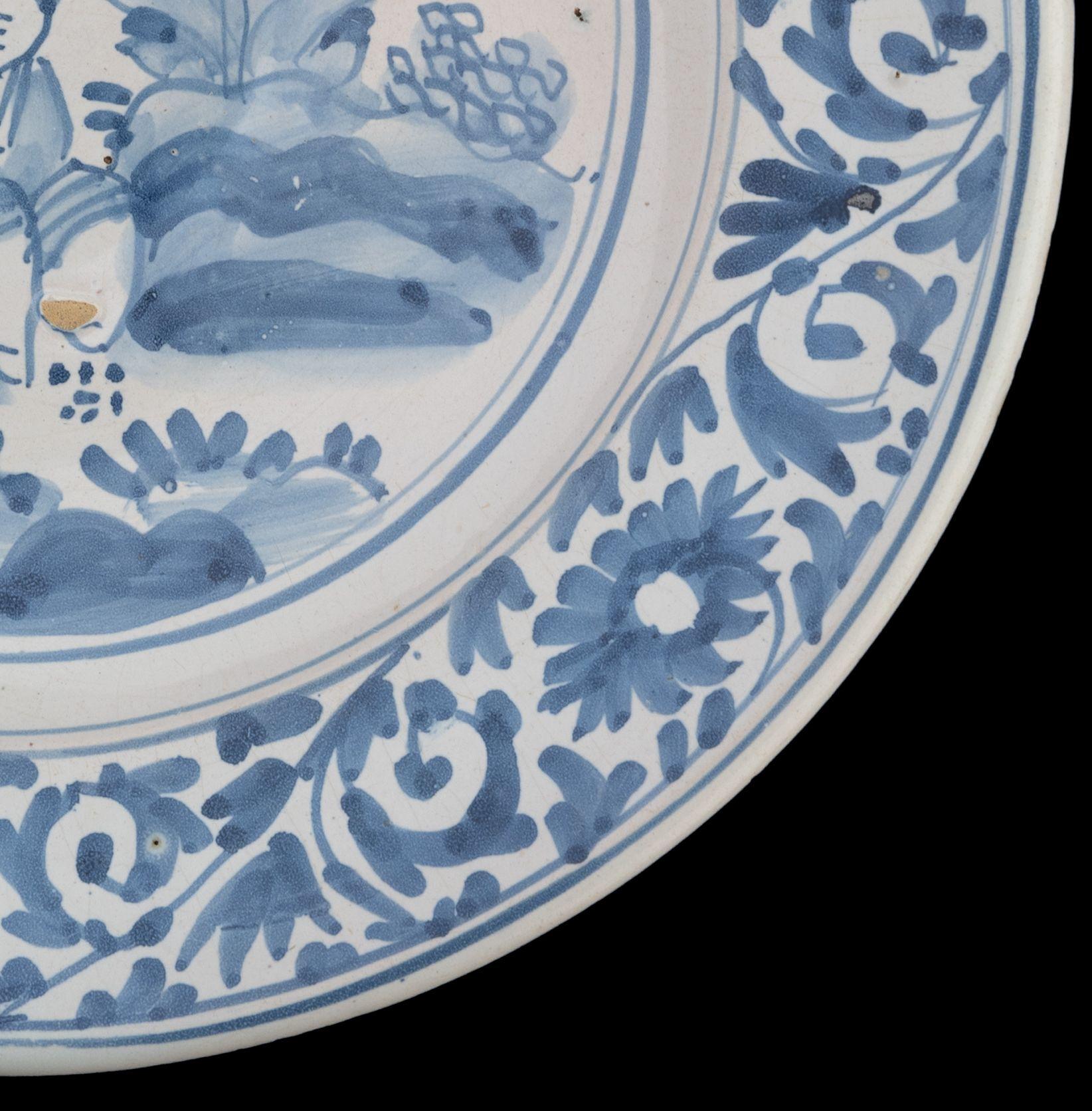 Delft Blue and White Chinoiserie Dish the Netherlands, 1675-1700 Chinoiserie For Sale 1