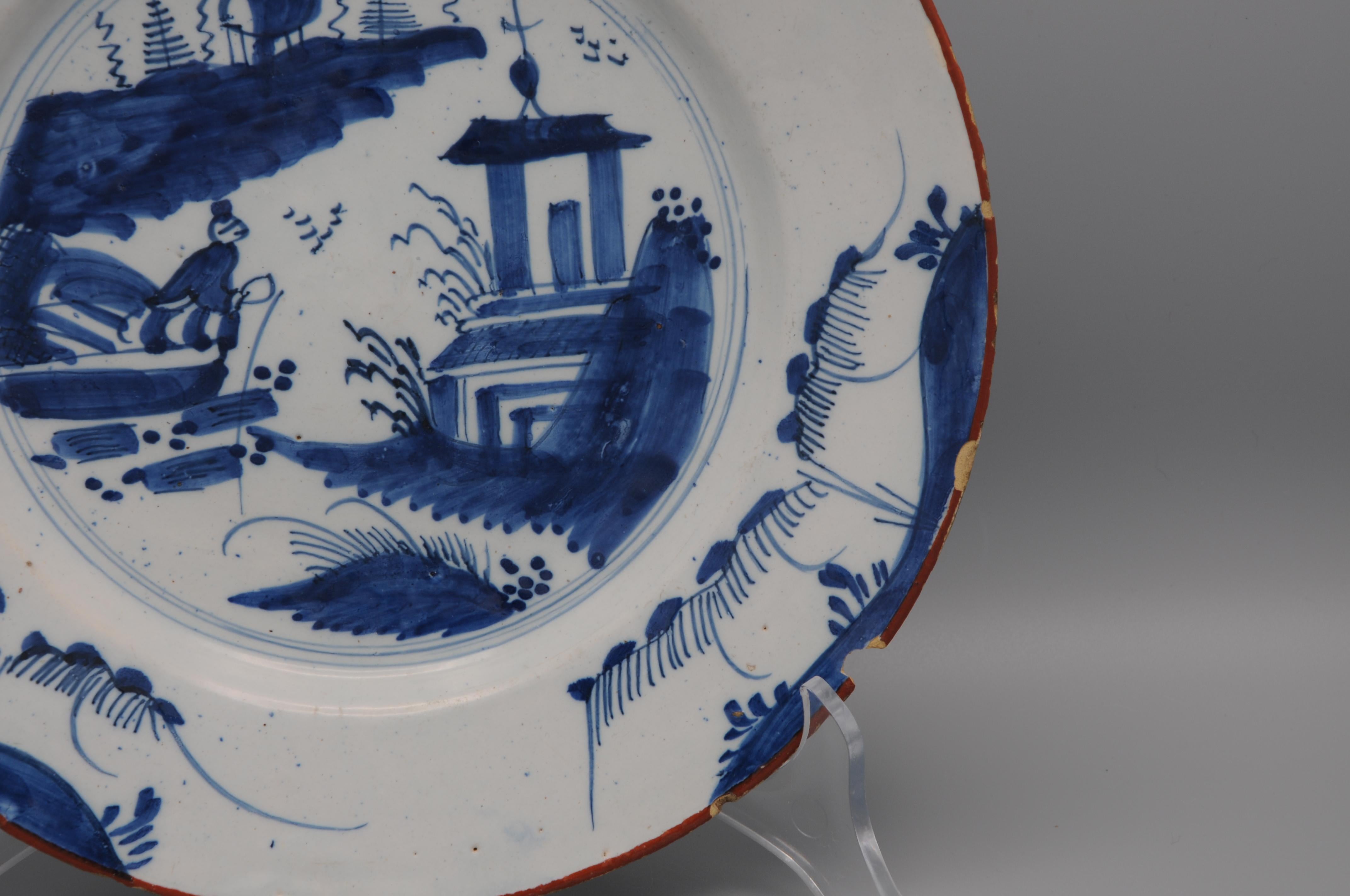 Delft - Plato chinoiserie azul y blanco - Siglo XVIII Glaseado en venta